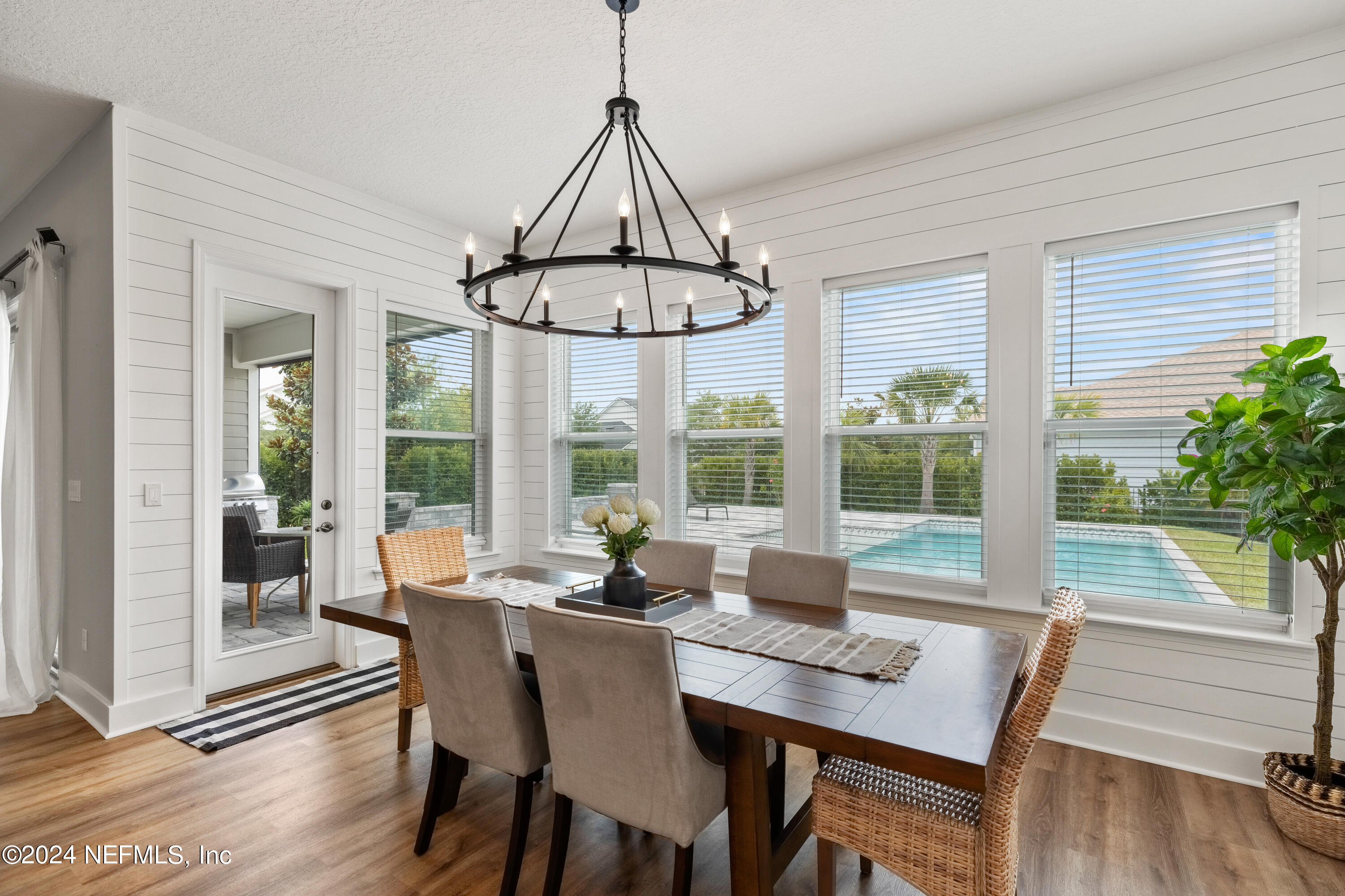 211 QUAIL VISTA Drive