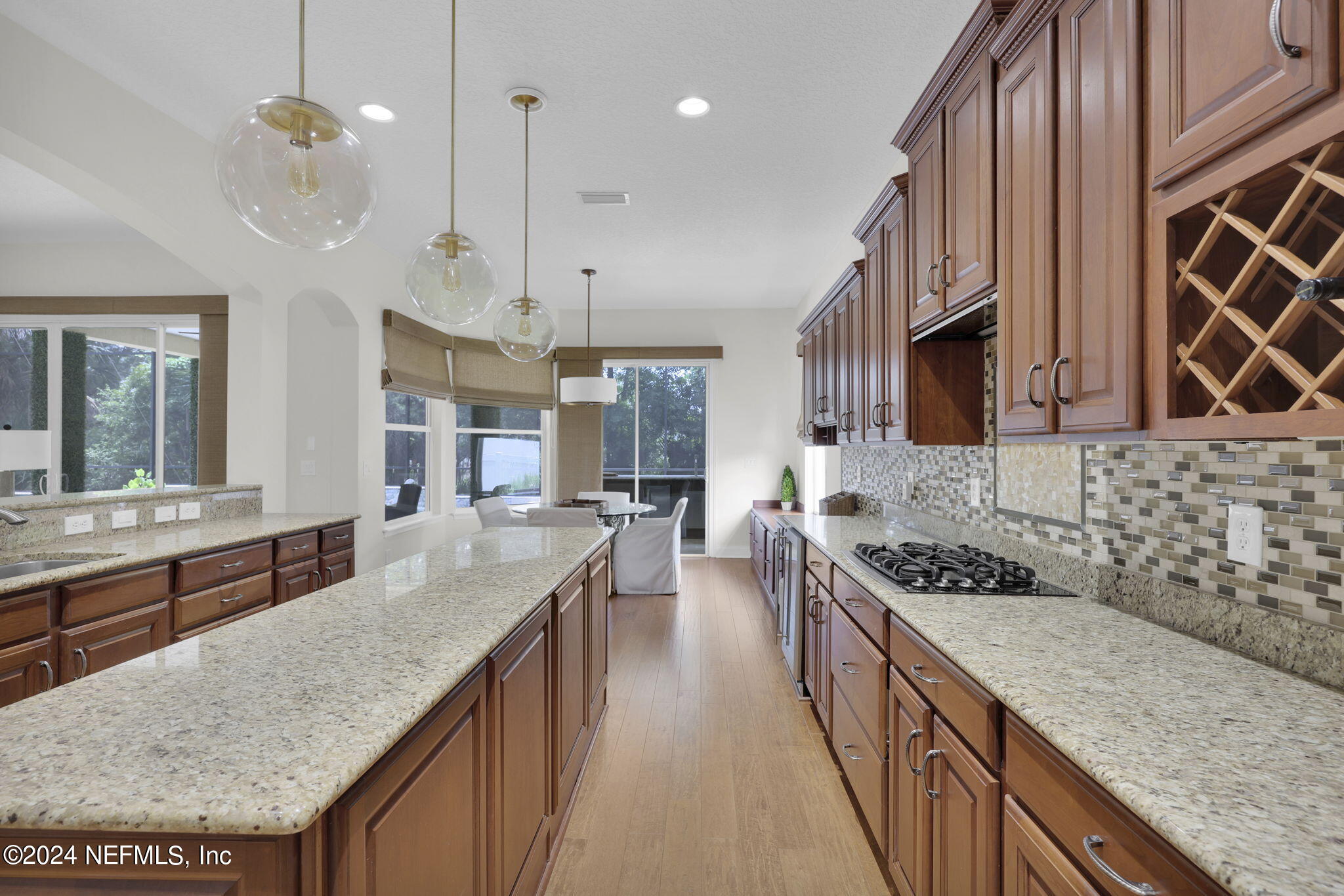 309 N SHIPWRECK Avenue
