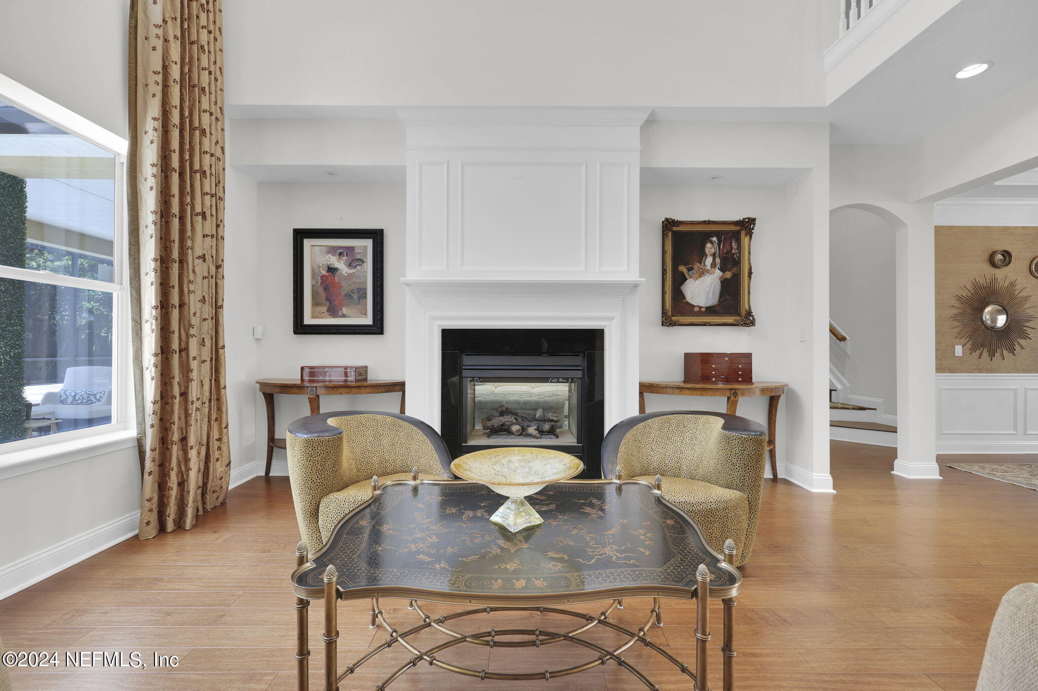 309 N SHIPWRECK Avenue