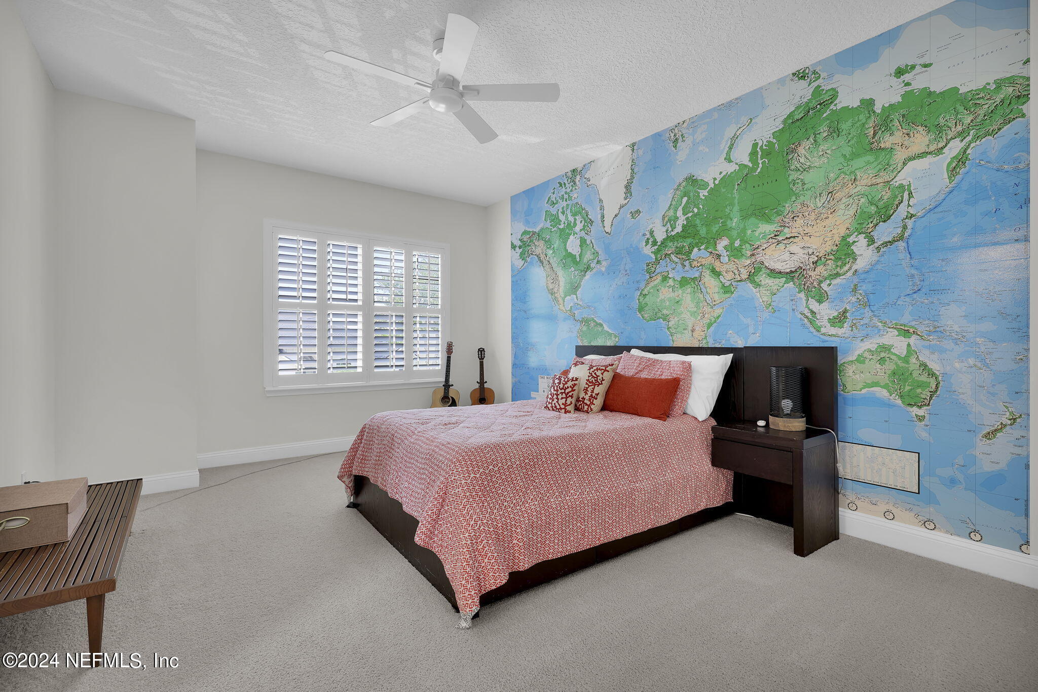 309 N SHIPWRECK Avenue