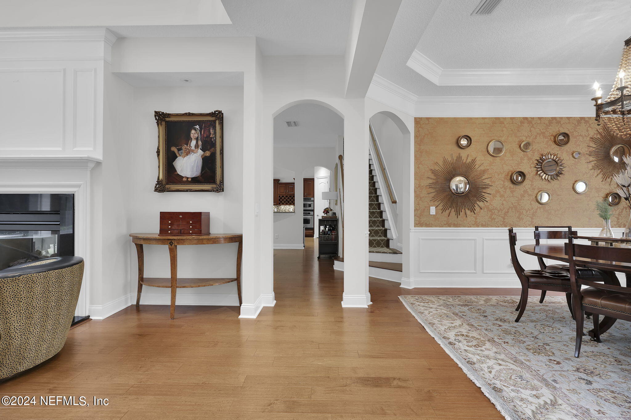 309 N SHIPWRECK Avenue