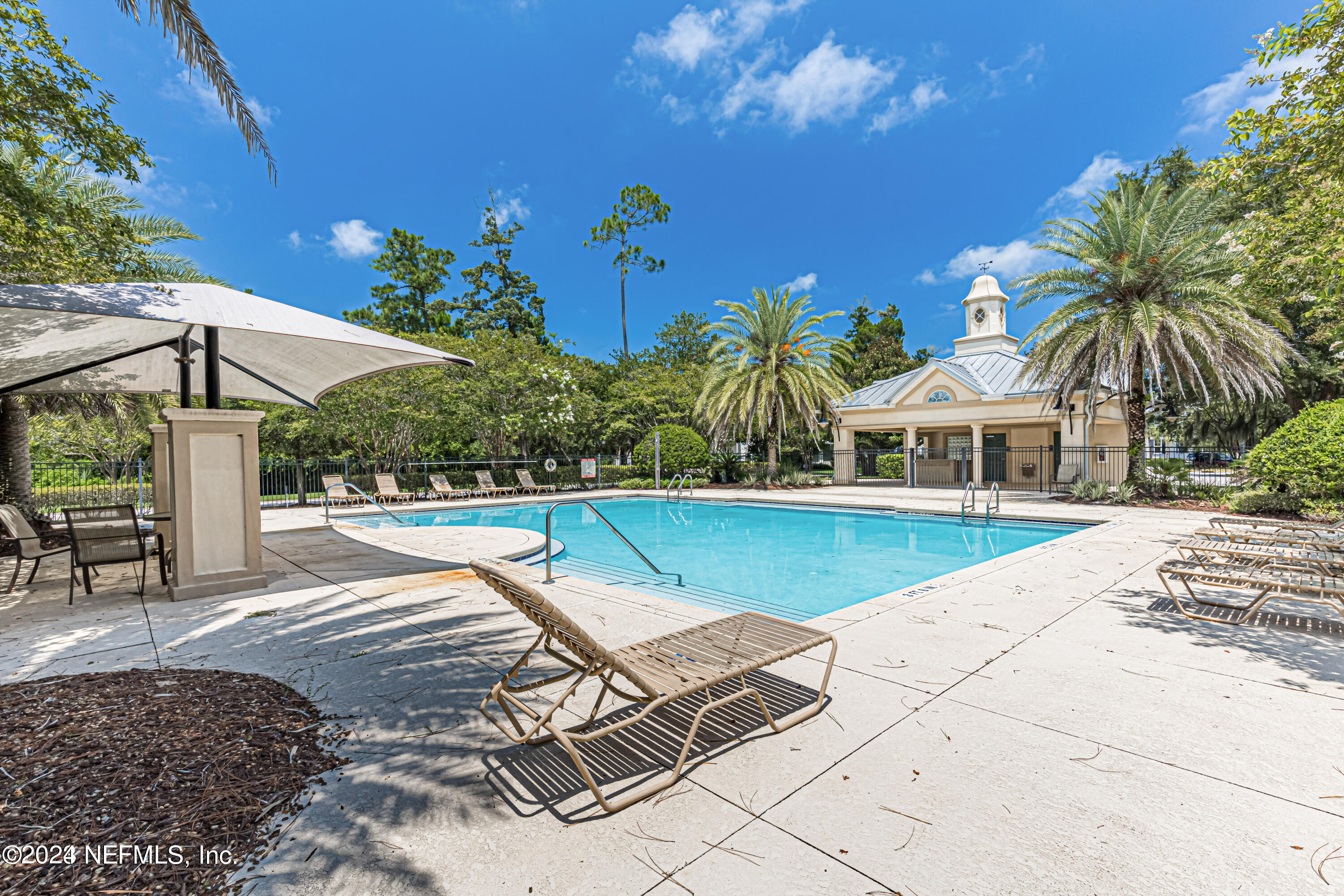 309 N SHIPWRECK Avenue