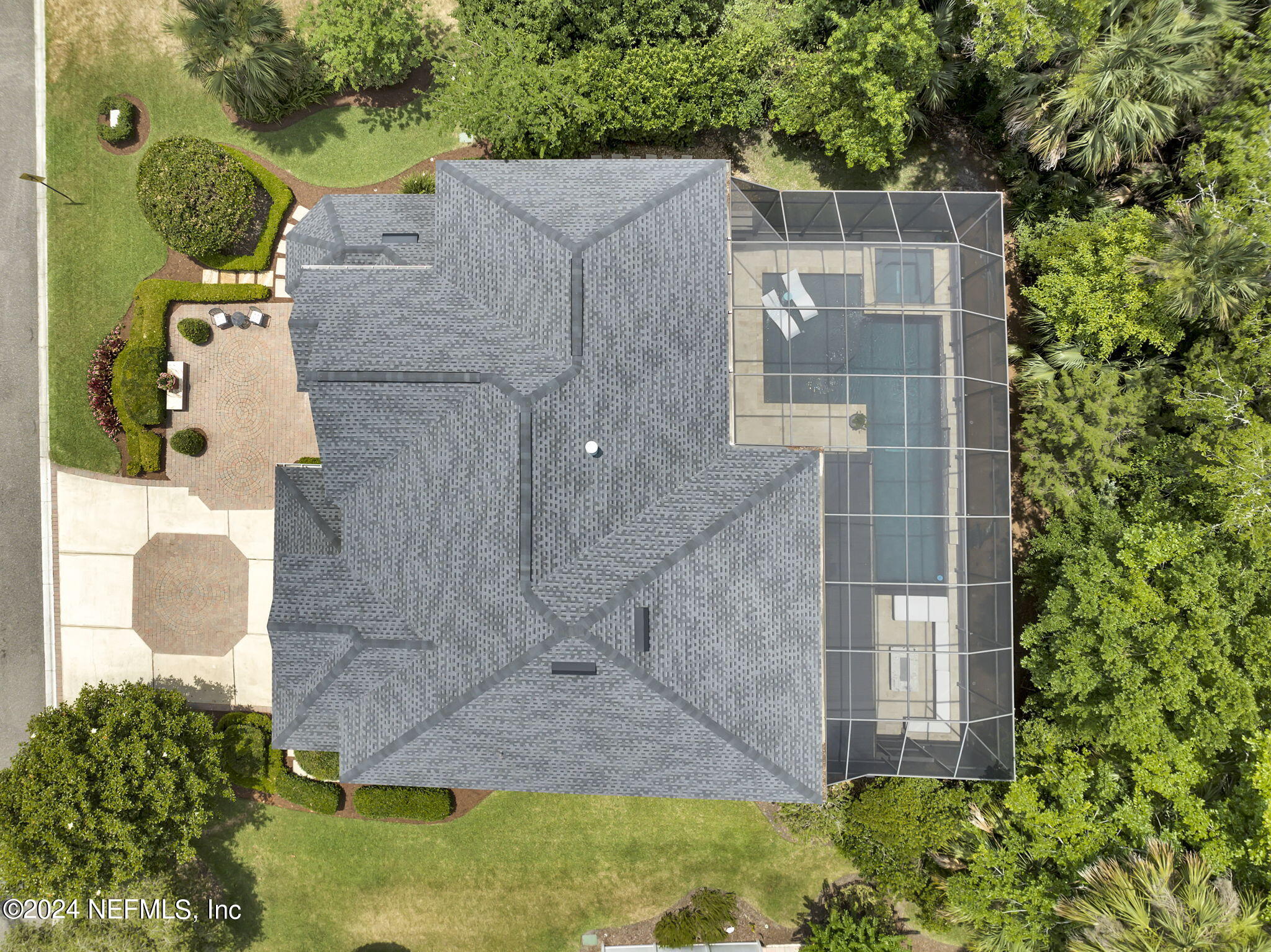 309 N SHIPWRECK Avenue