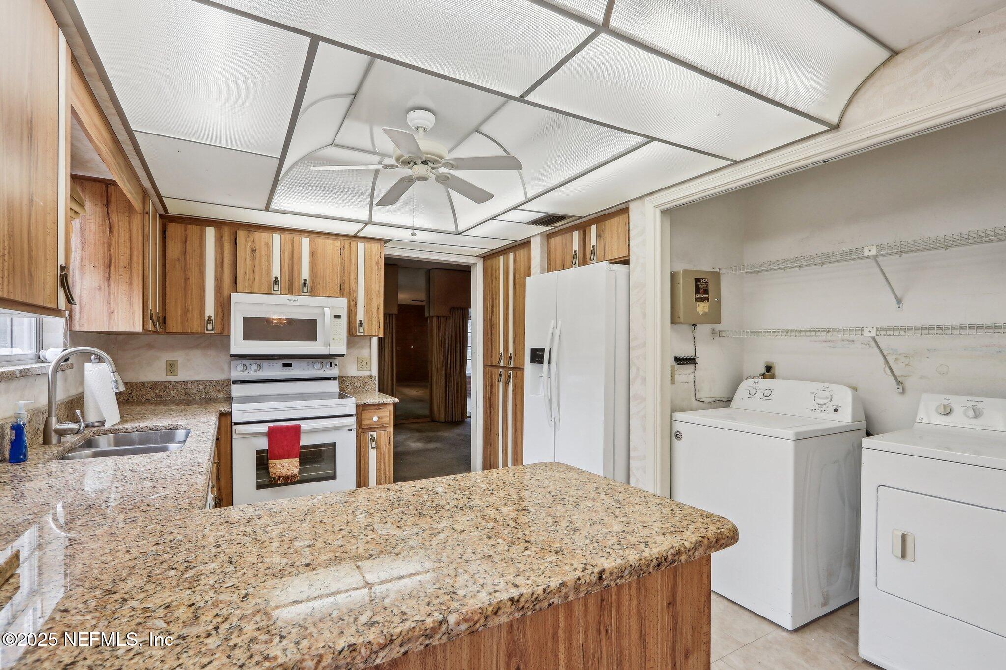 9252 SAN JOSE Boulevard, 4404