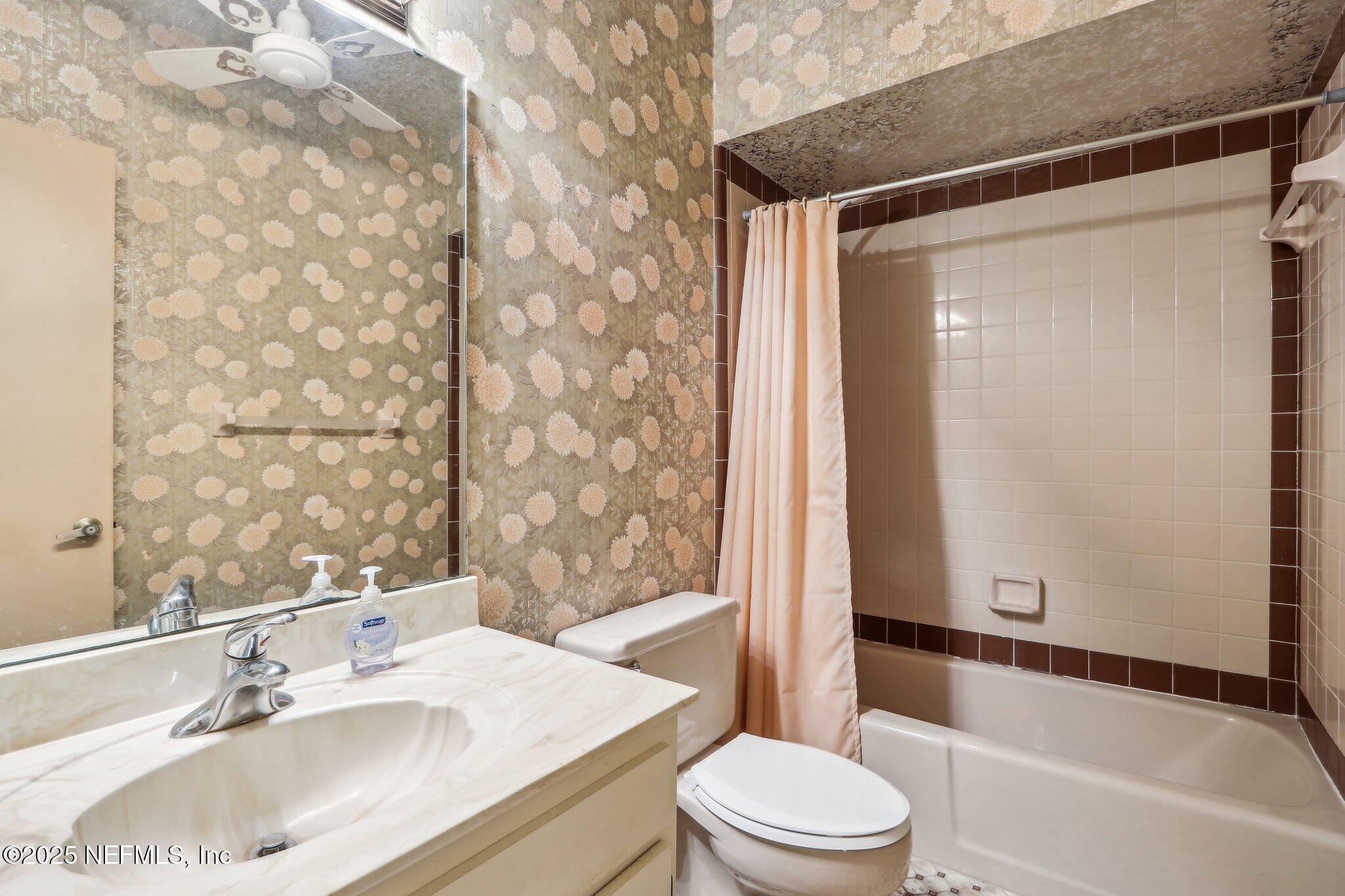 9252 SAN JOSE Boulevard, 4404