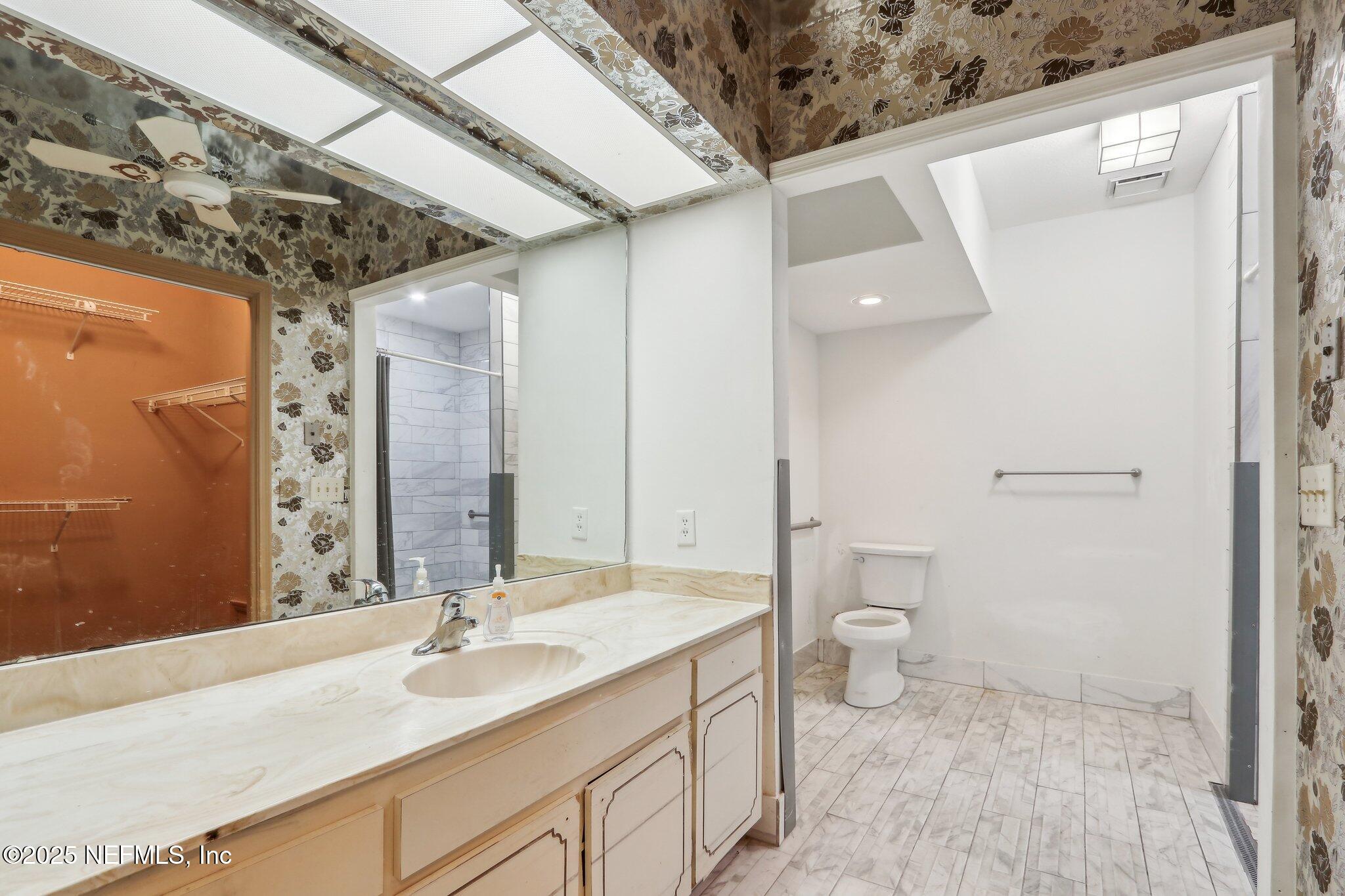 9252 SAN JOSE Boulevard, 4404