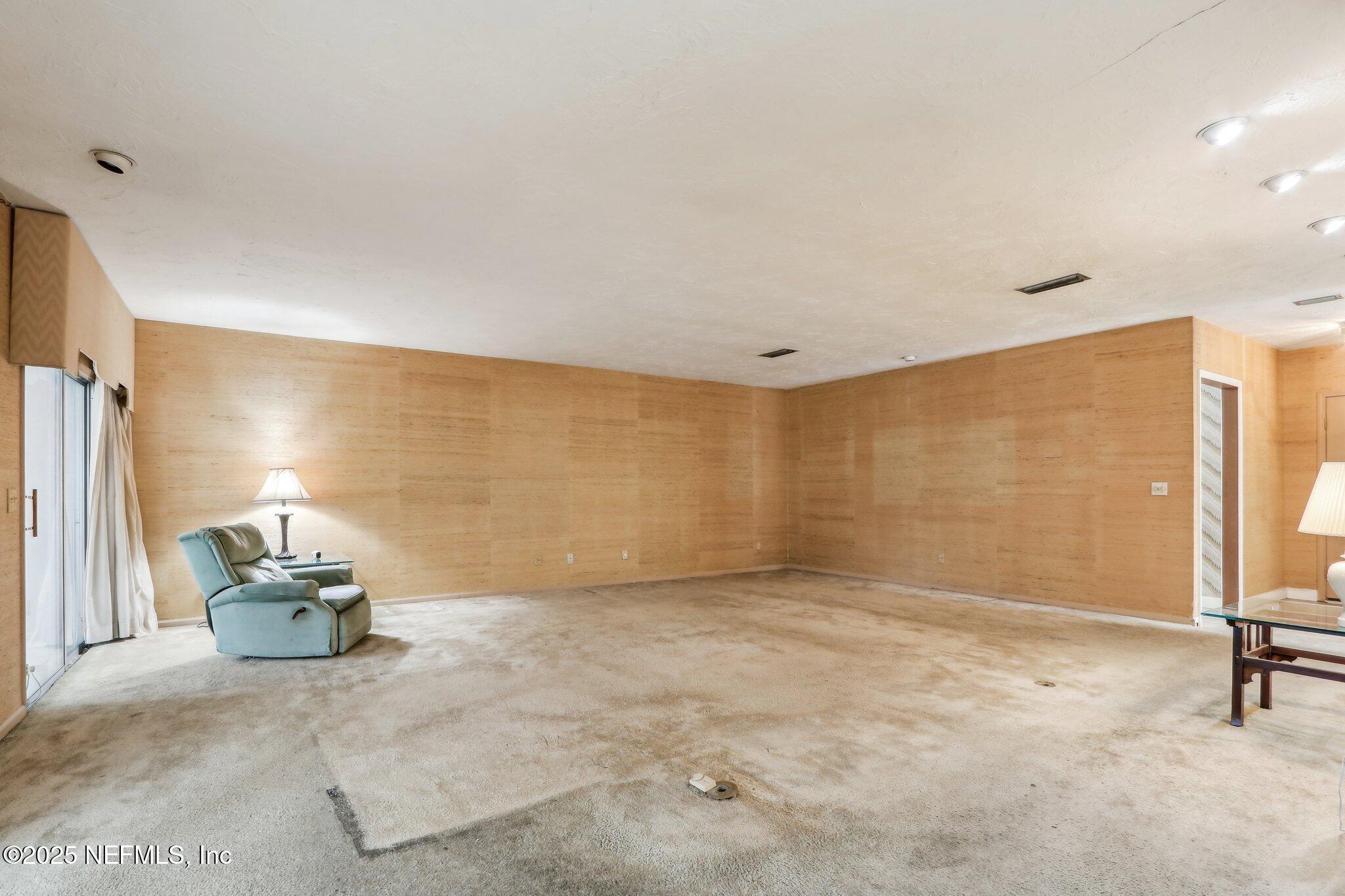 9252 SAN JOSE Boulevard, 4404