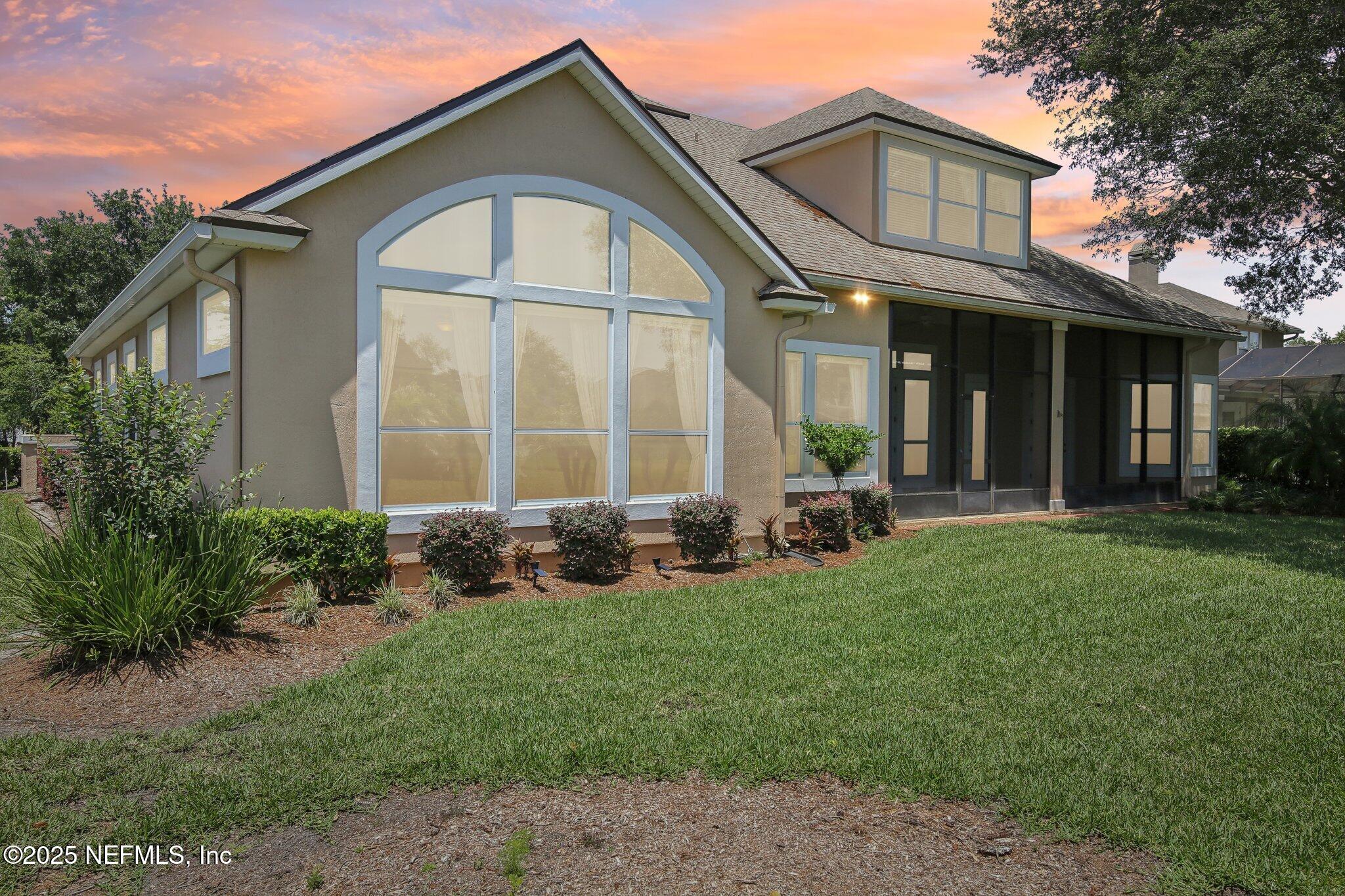 717 E DORCHESTER Drive, St. Johns