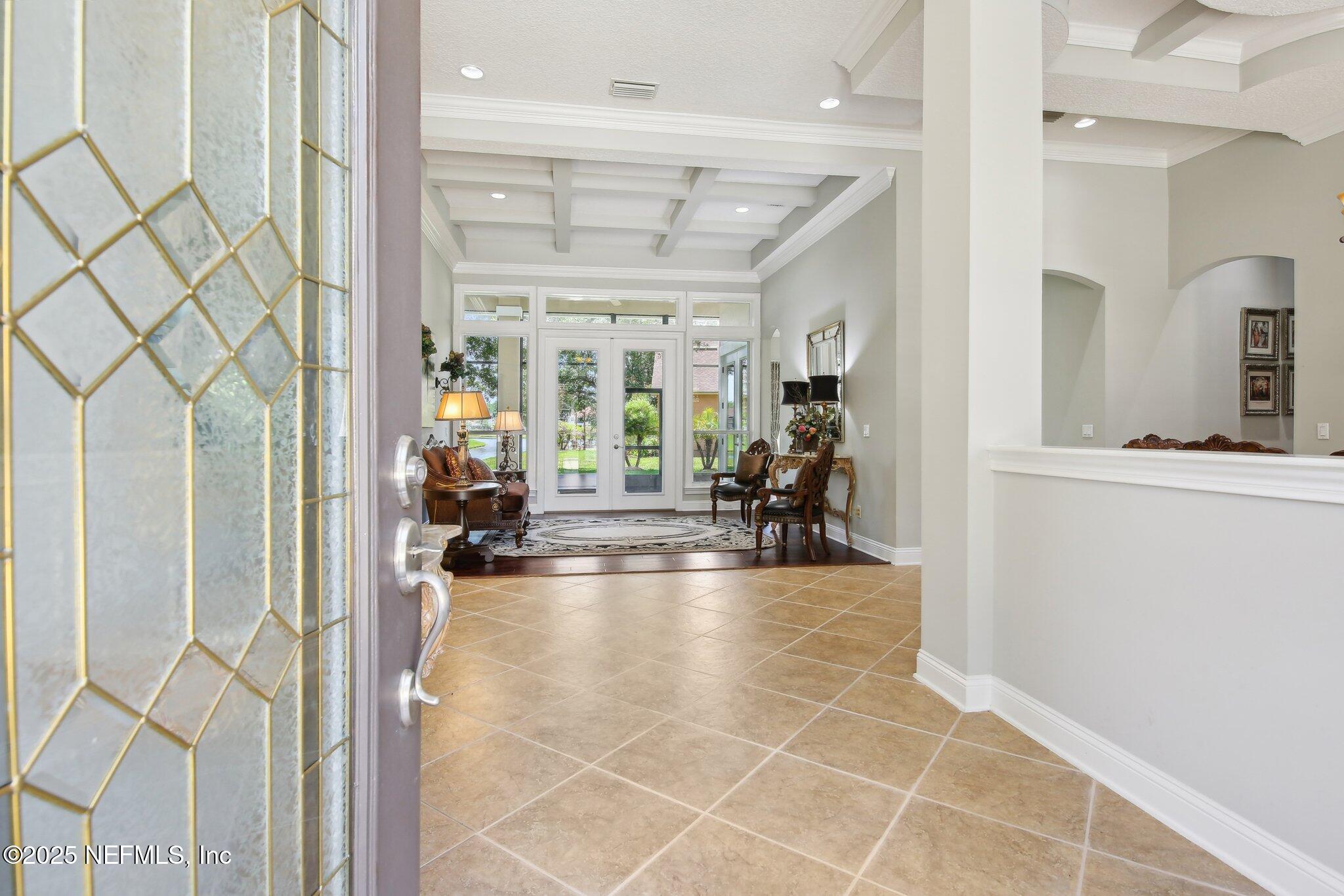 717 E DORCHESTER Drive, St. Johns