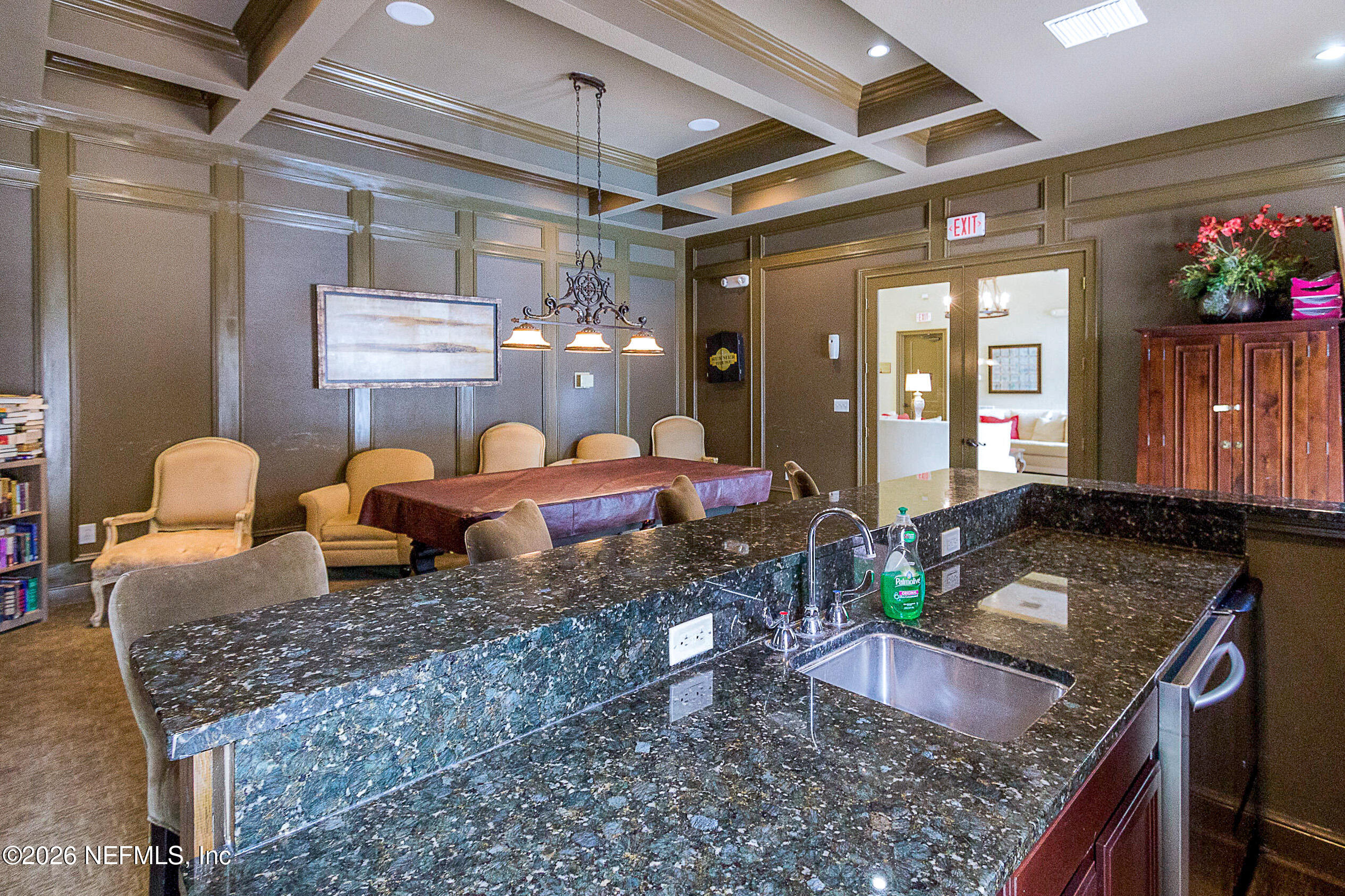 733 DRIFTWOOD Circle