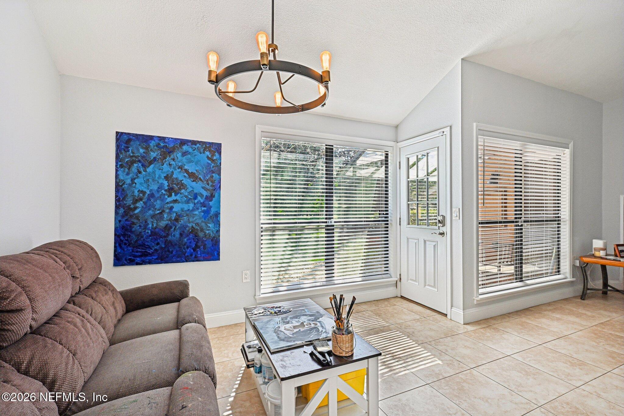 733 DRIFTWOOD Circle