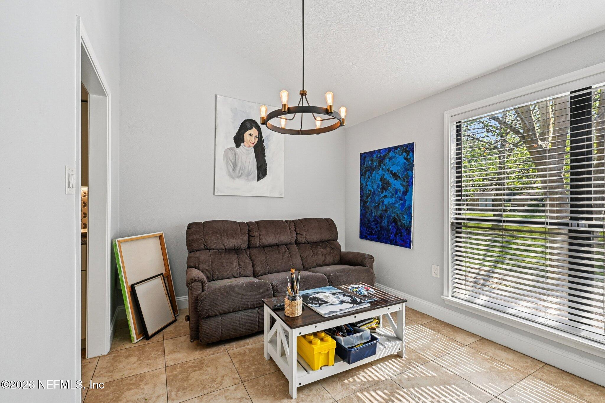 733 DRIFTWOOD Circle