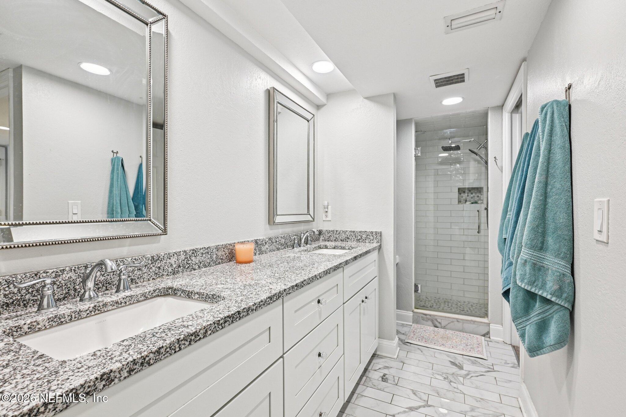 733 DRIFTWOOD Circle