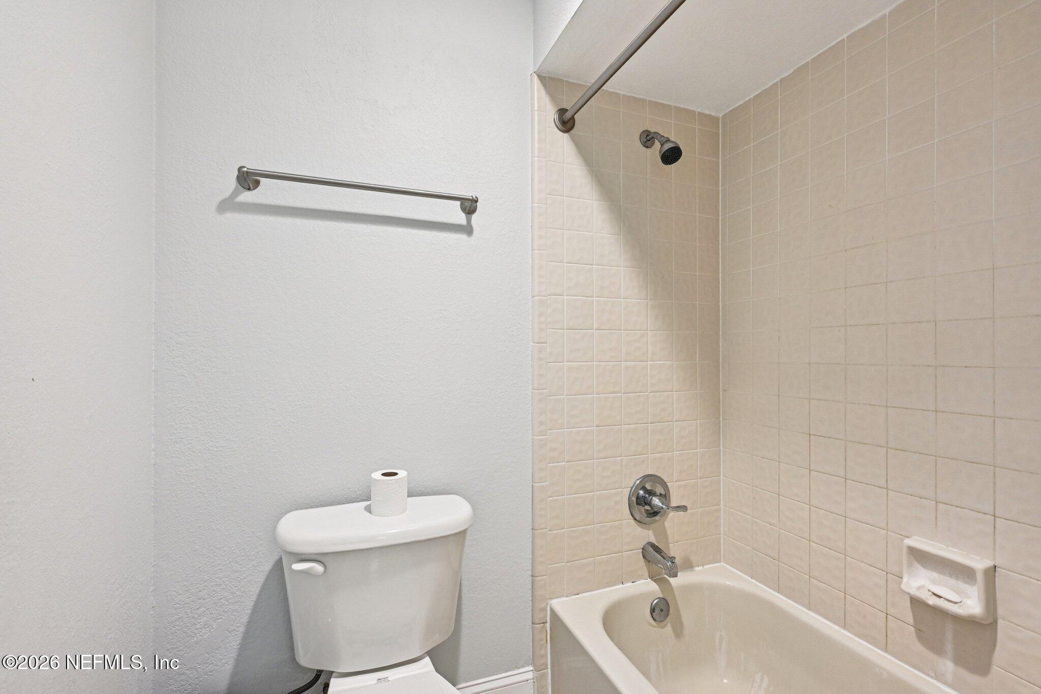 733 DRIFTWOOD Circle