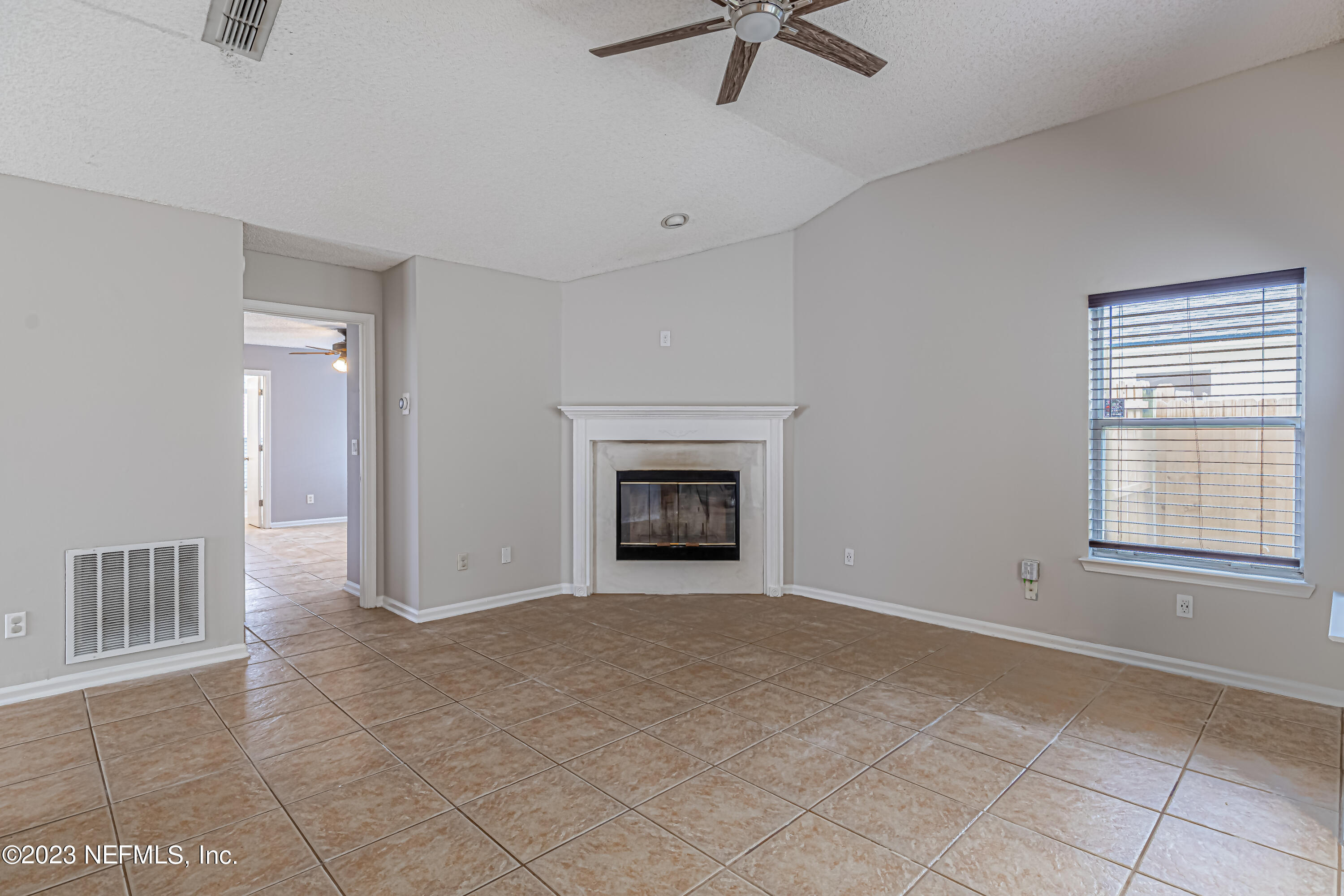 257 SONDRA COVE Trail E