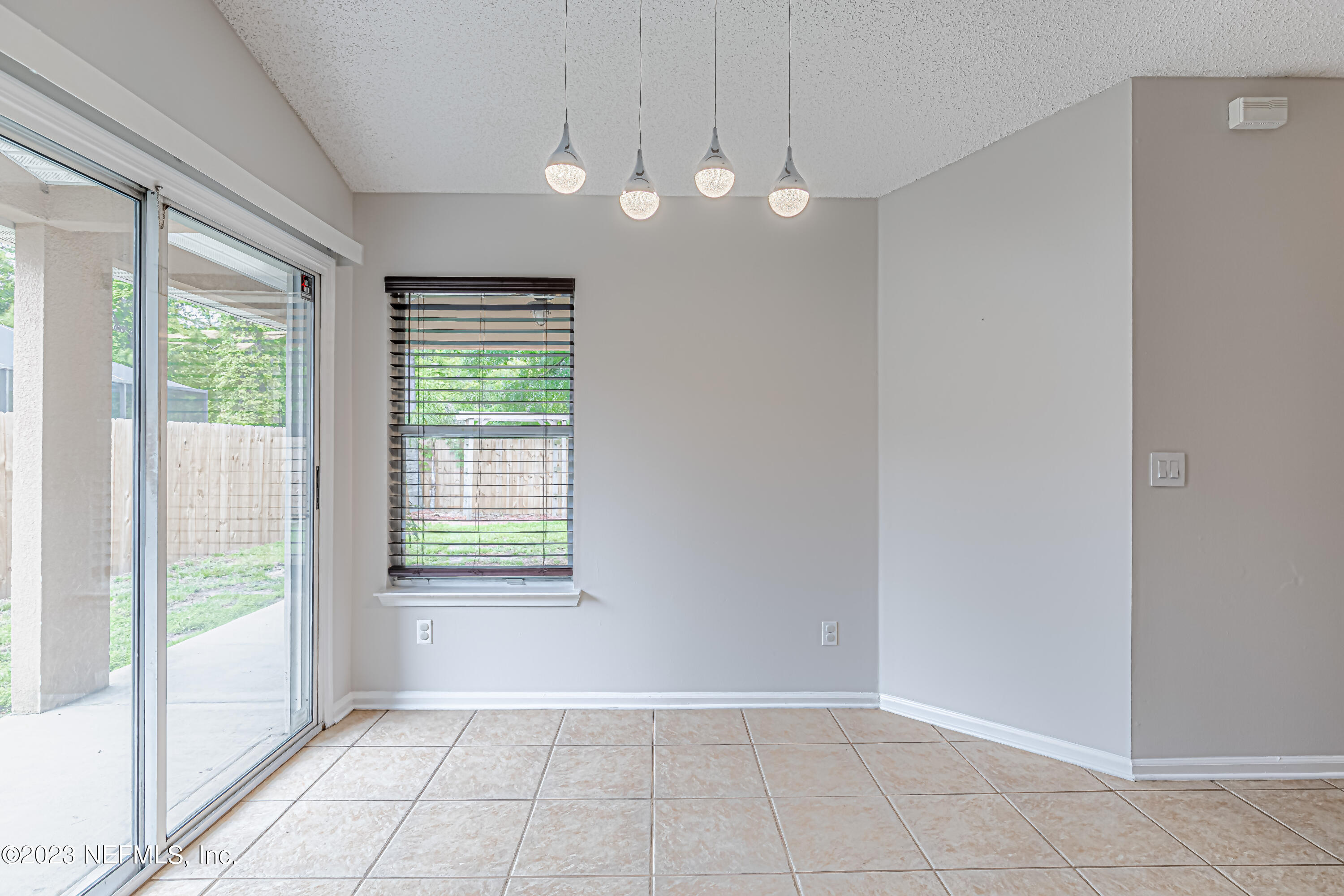 257 SONDRA COVE Trail E