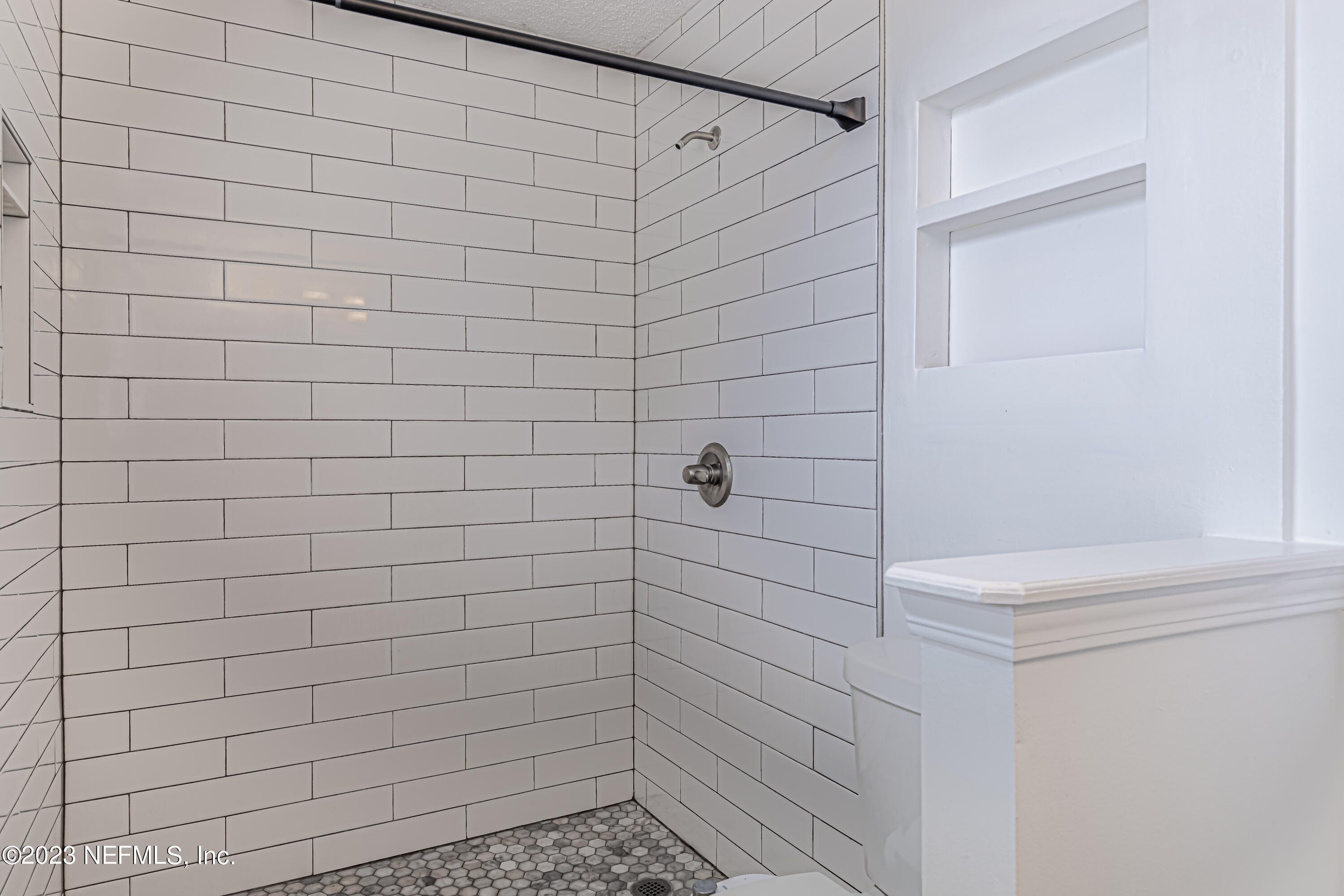 257 SONDRA COVE Trail E