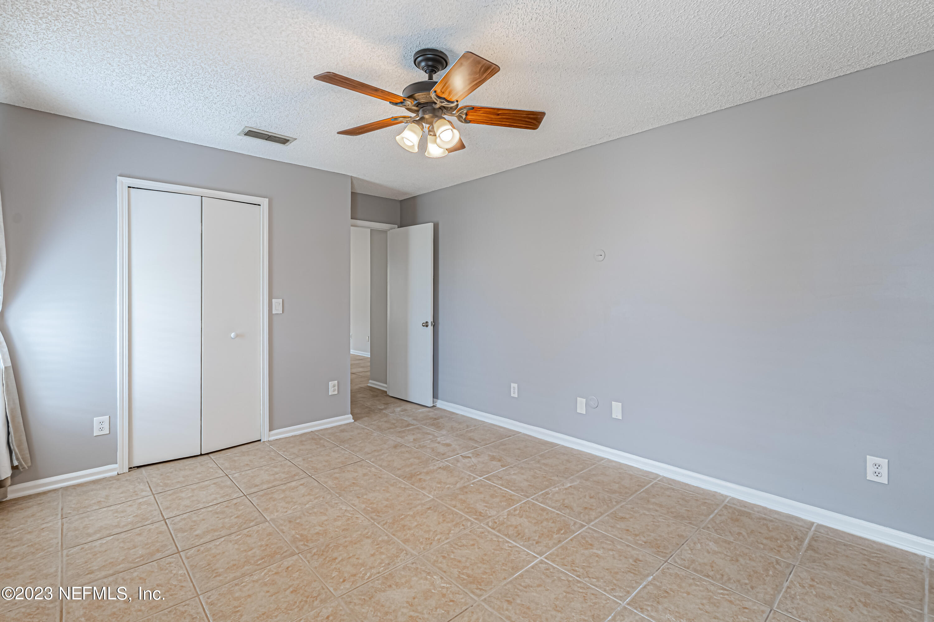 257 SONDRA COVE Trail E