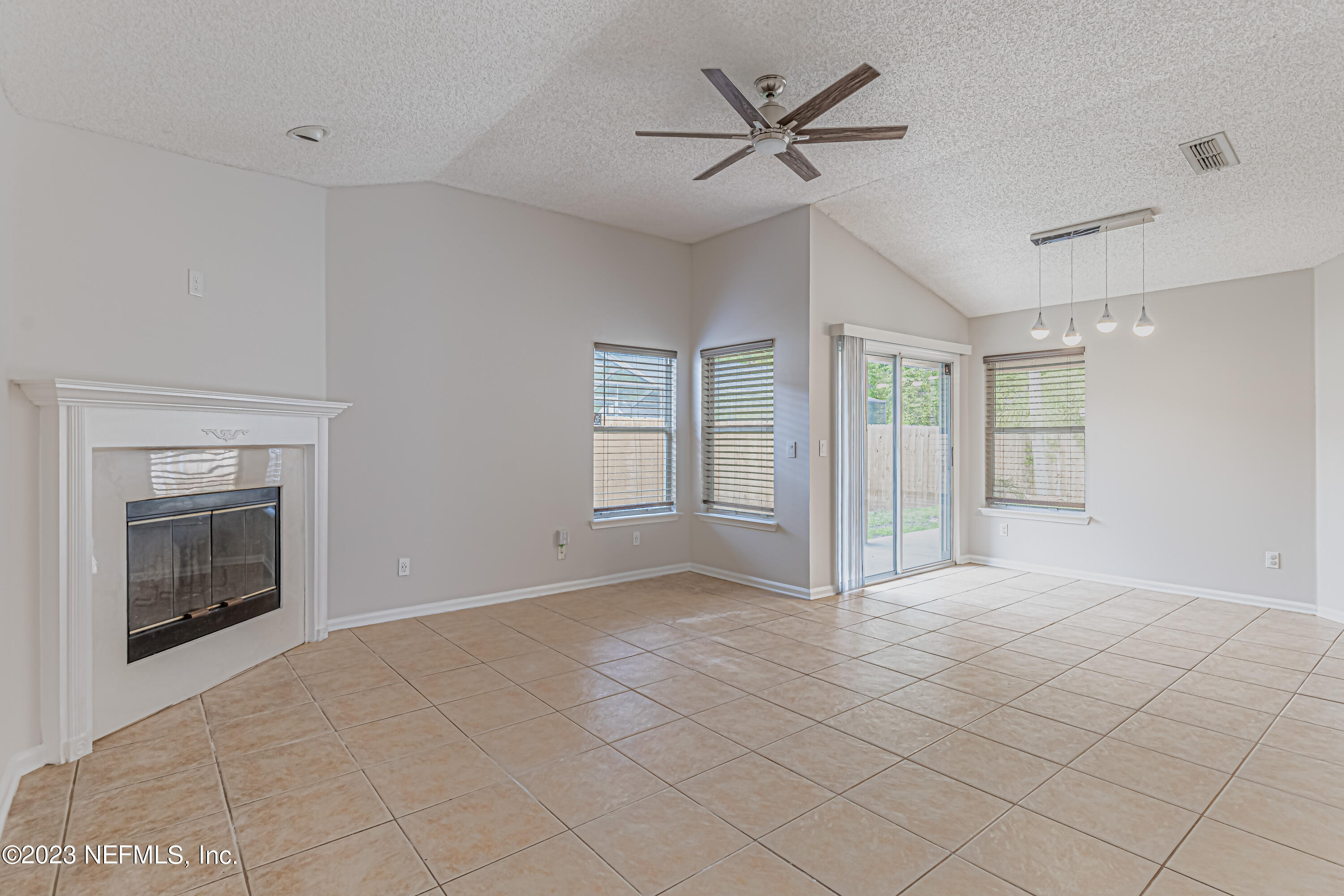 257 SONDRA COVE Trail E