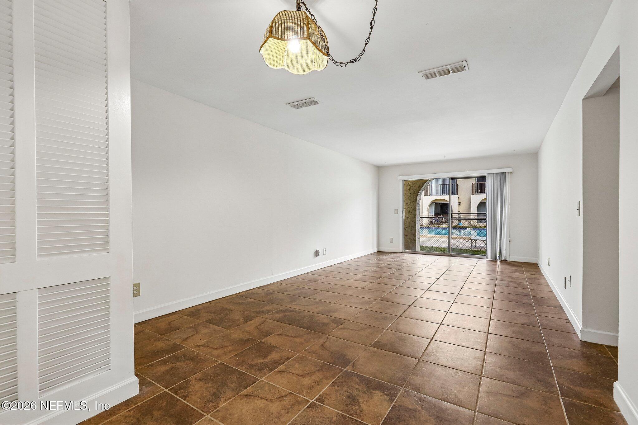 1735 EL CAMINO Road 2