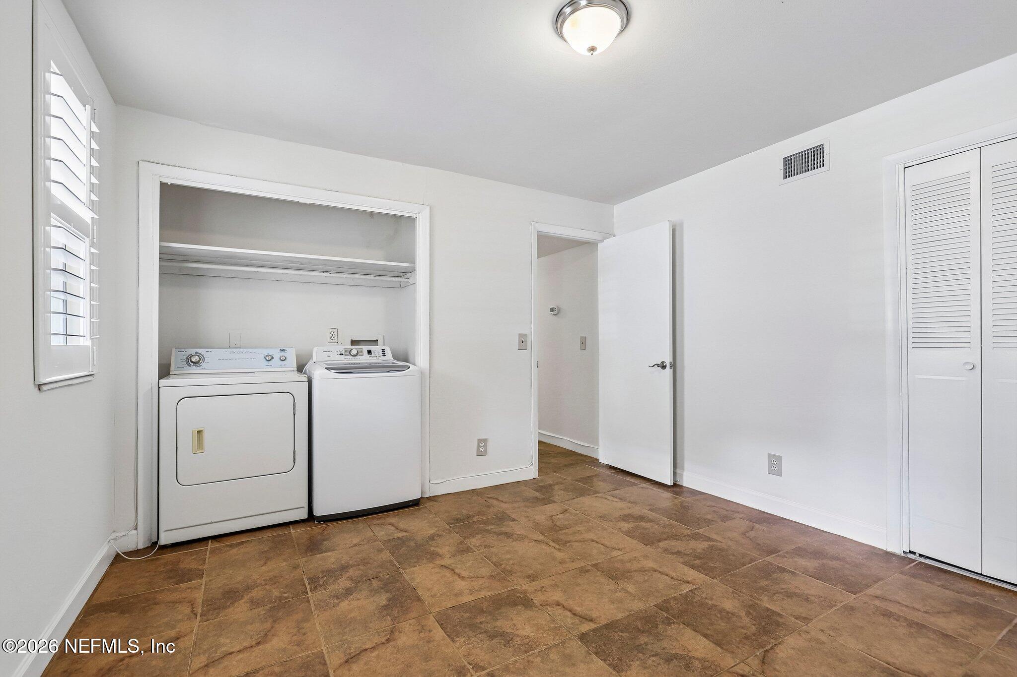 1735 EL CAMINO Road 2
