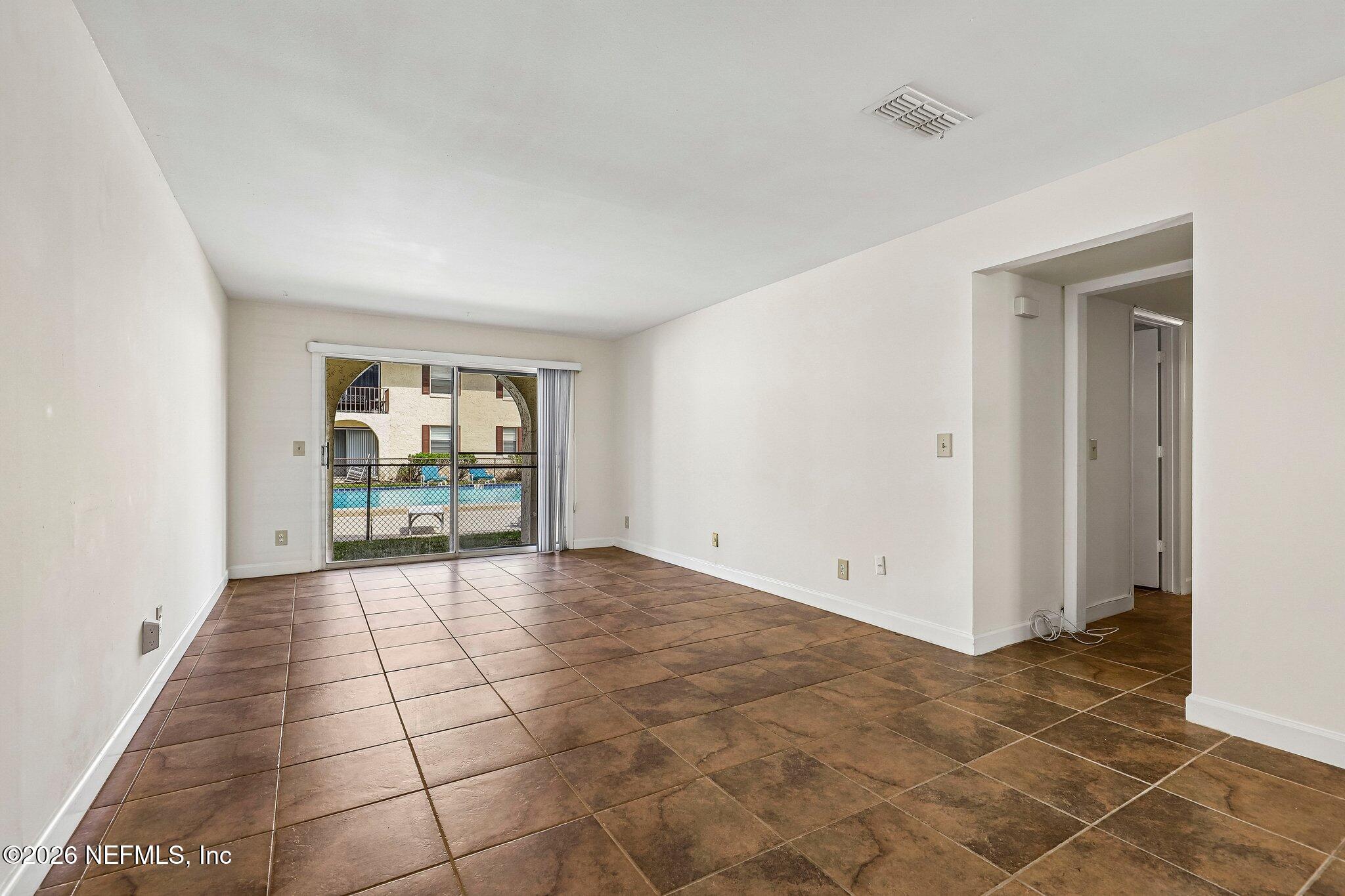 1735 EL CAMINO Road 2