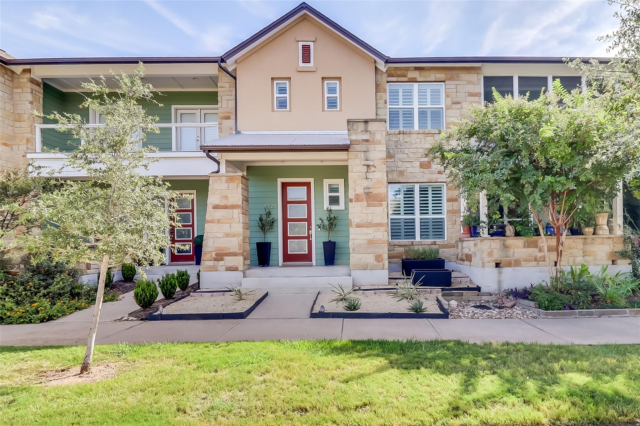 4121 Berkman DR