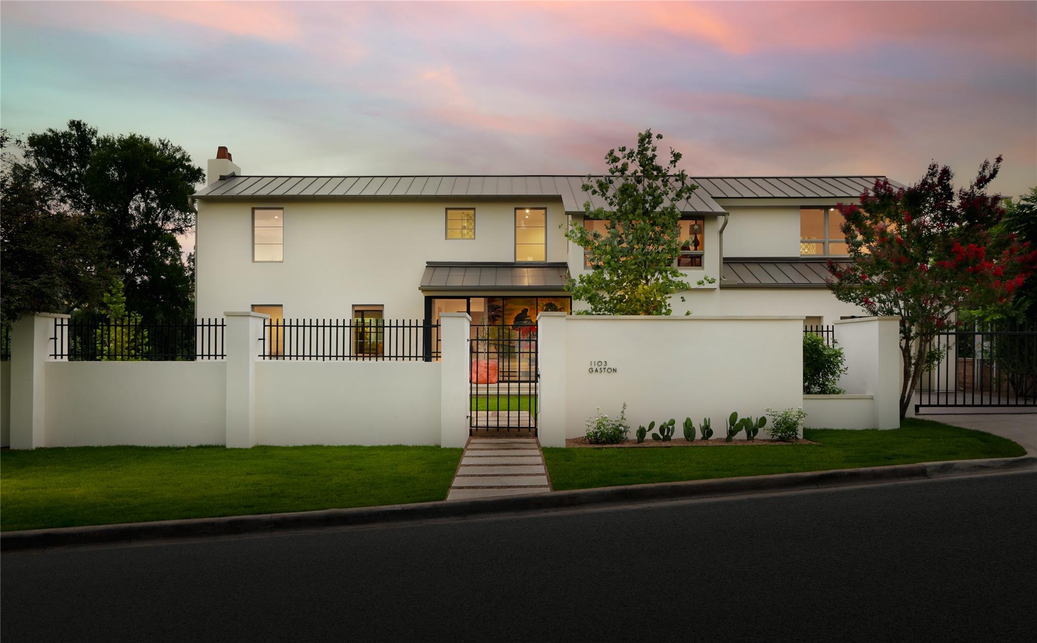 1103 Gaston Ave, Austin