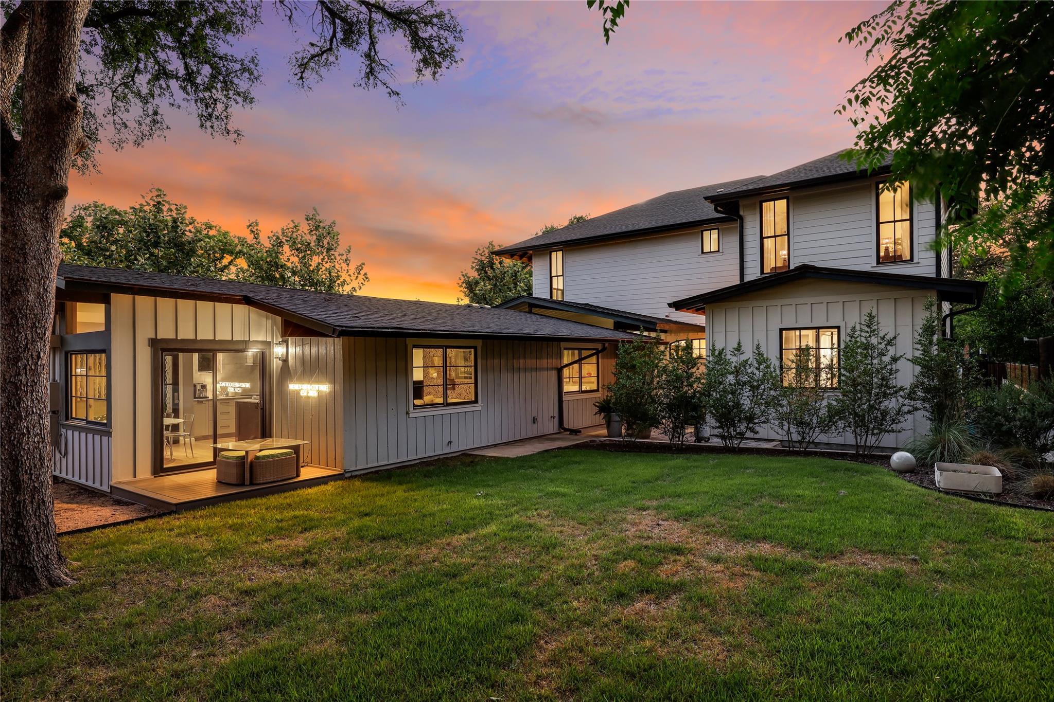 901 Wayside ST # 2, Austin Unit: 2