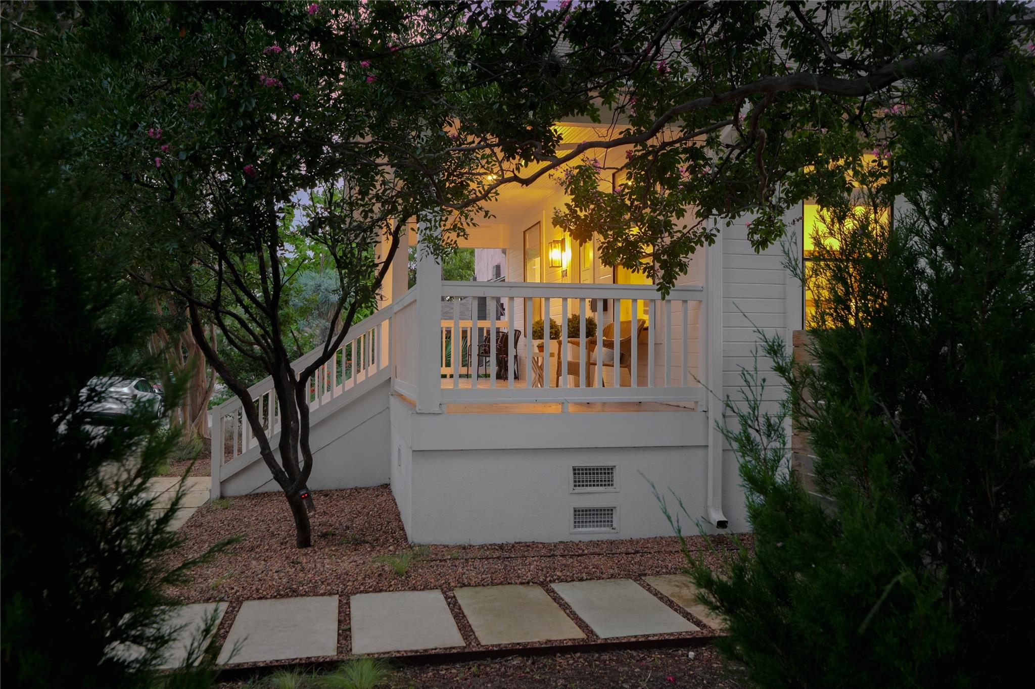 1018 Shelley Ave