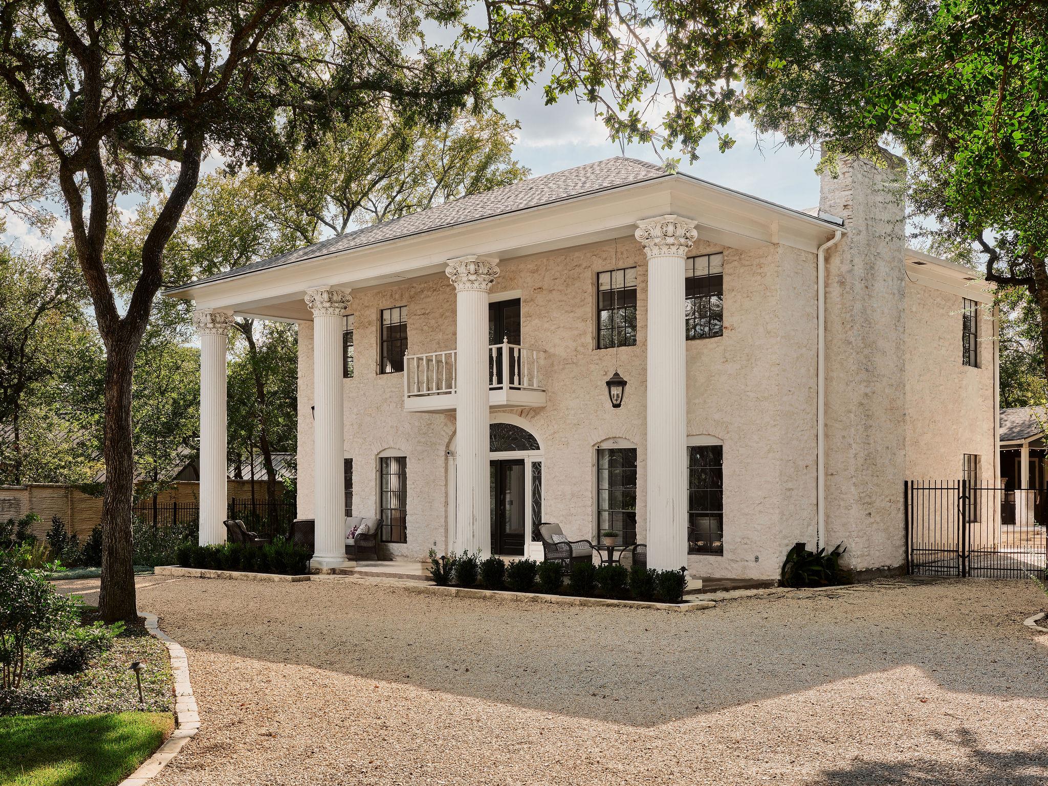 3613 Pinnacle RD
