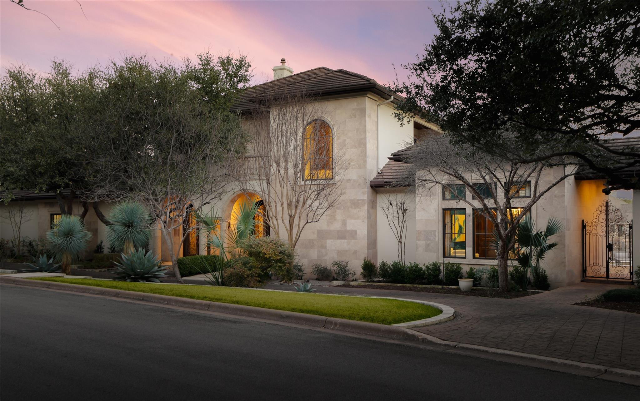 3704 Soaring Eagle, Austin