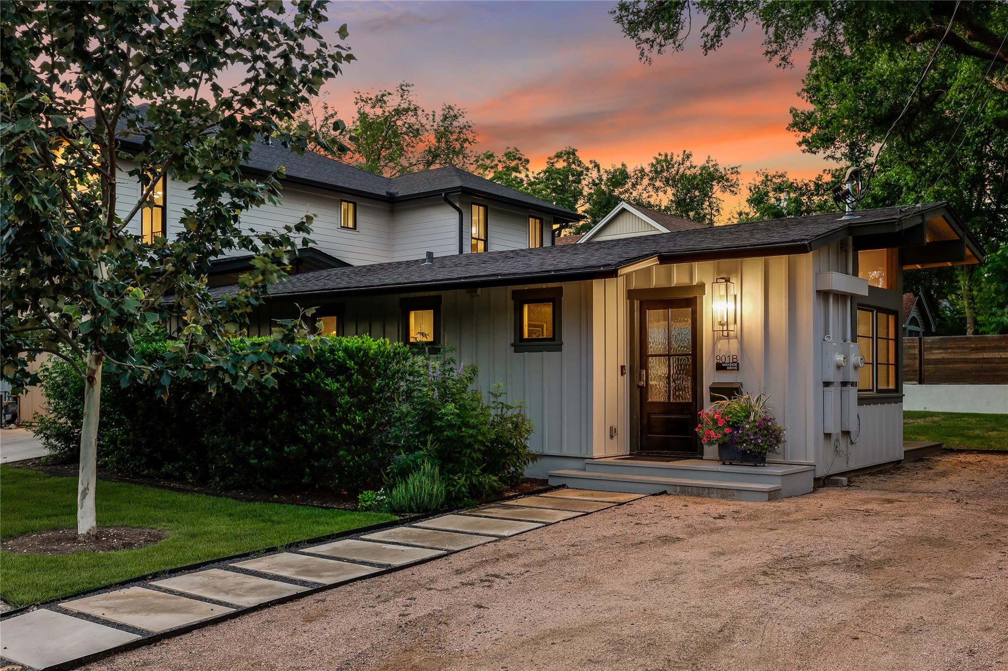 901 Wayside DR, Austin