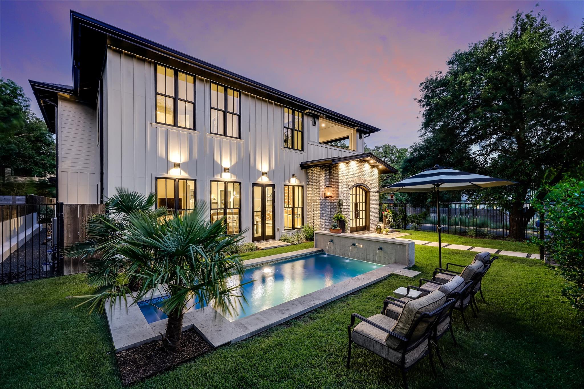 901 Wayside DR, Austin