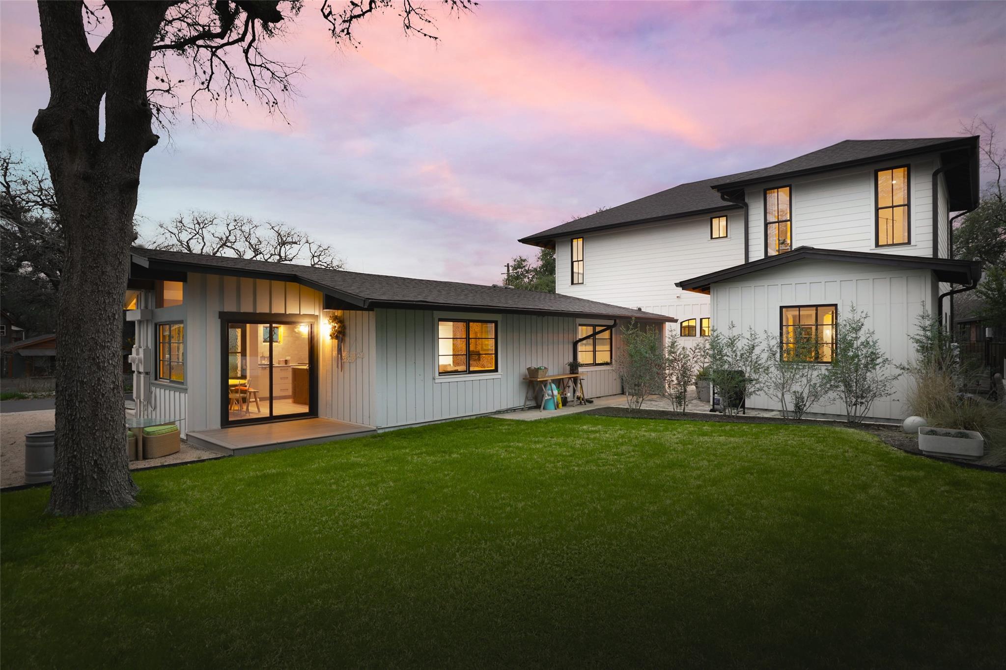 901 Wayside DR, Austin