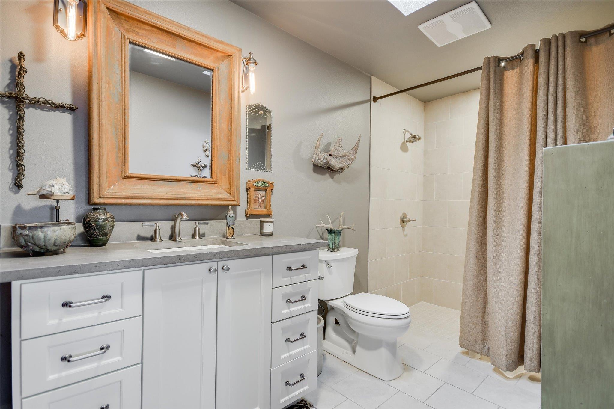 1920 River RD, Wimberley