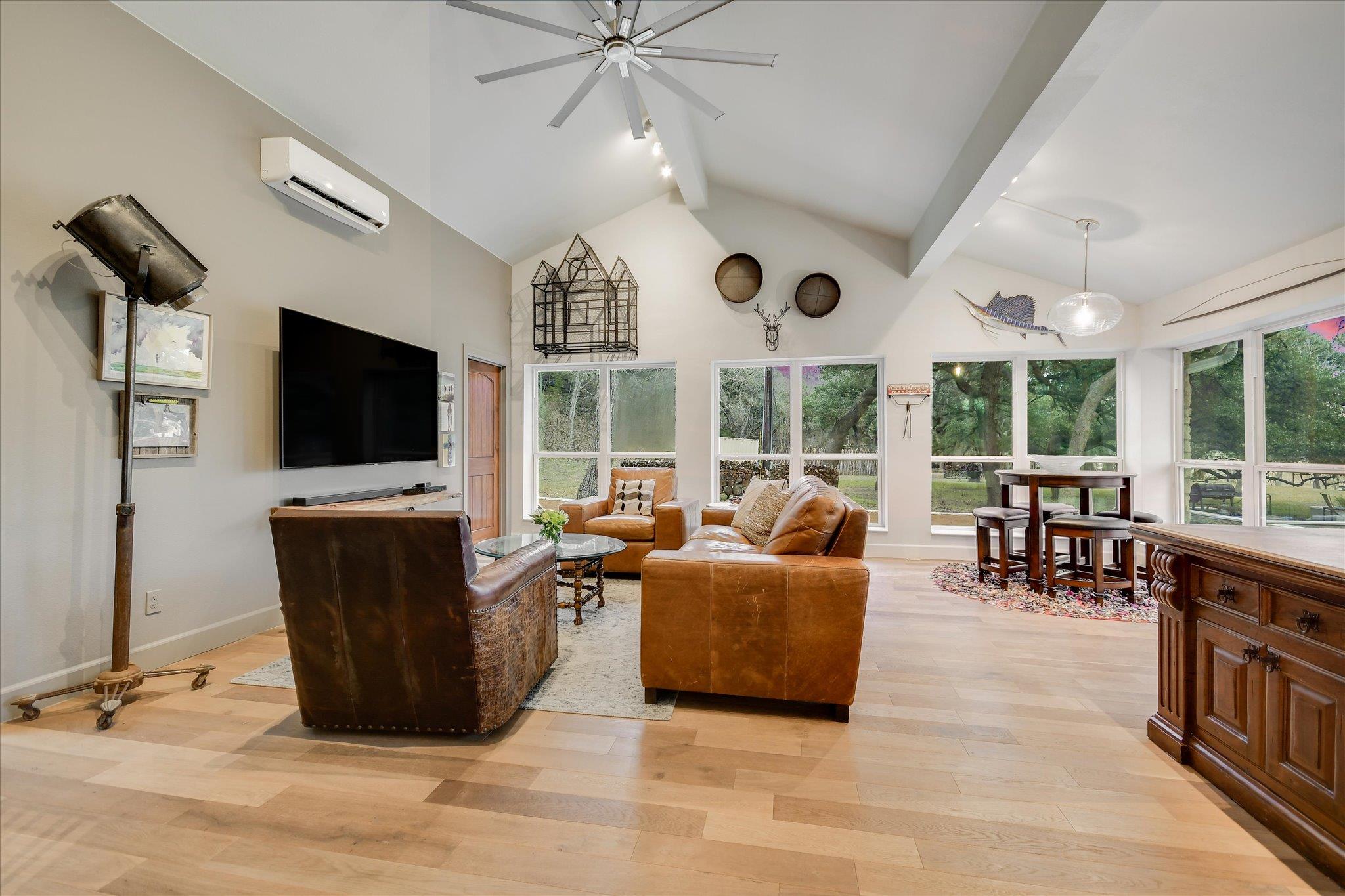 1920 River RD, Wimberley