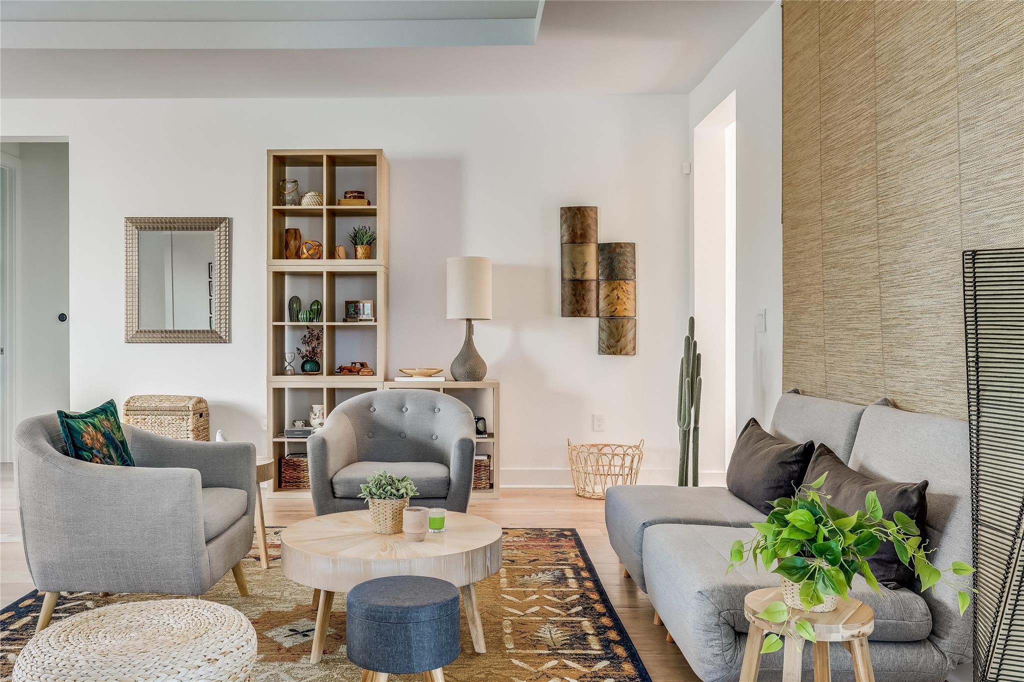 4011 Independent WAY