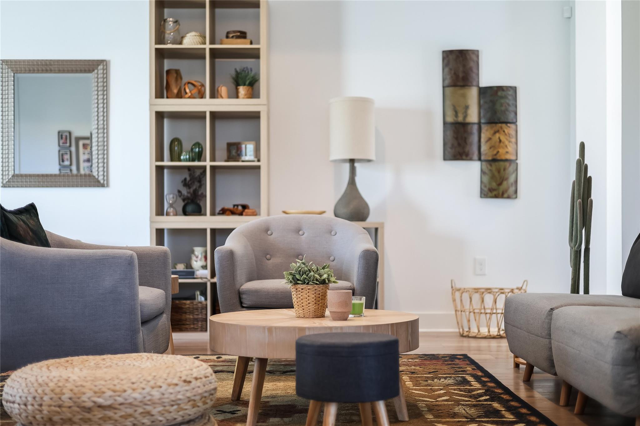 4011 Independent WAY