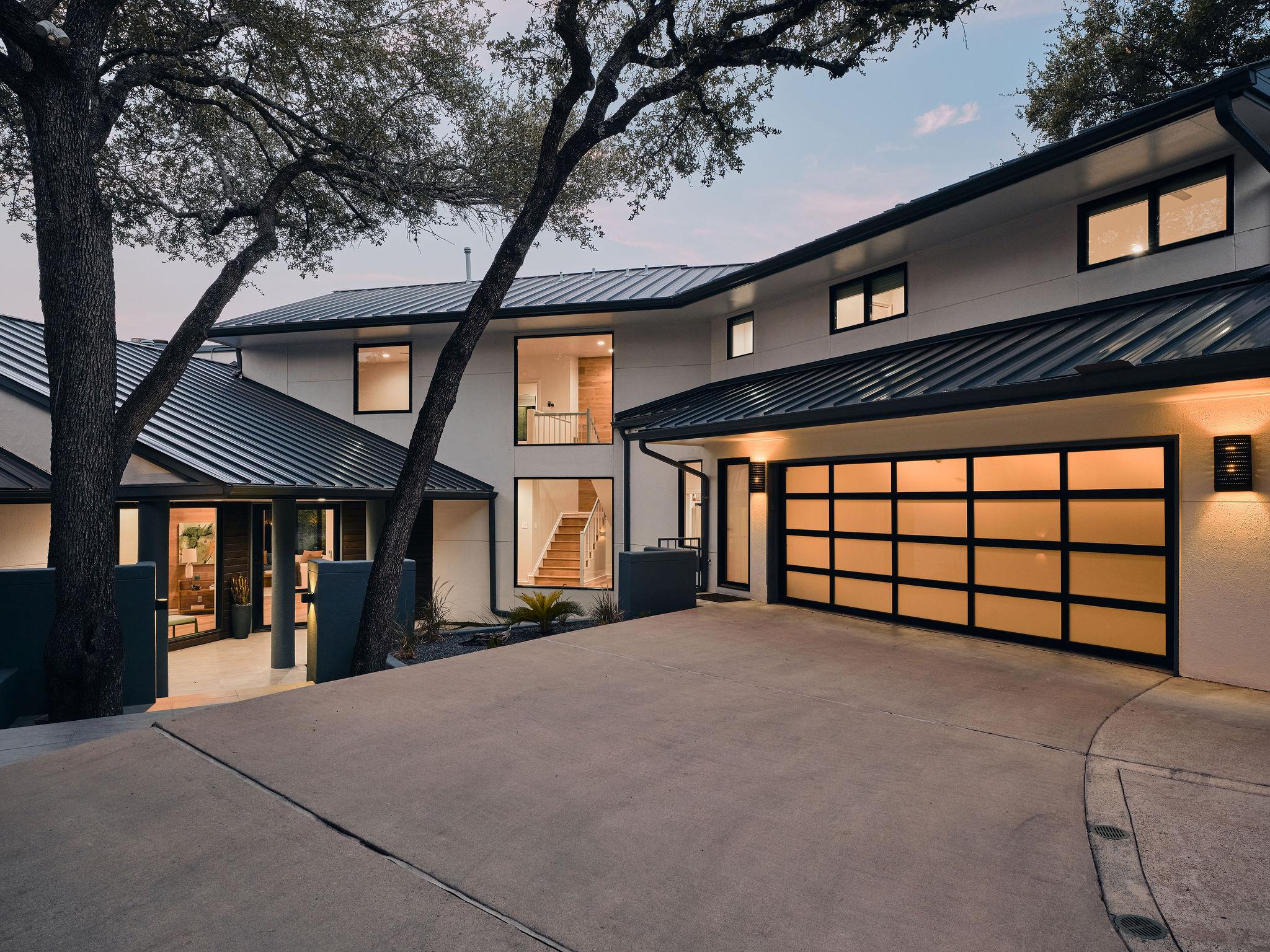 3200 Three Rivers DR