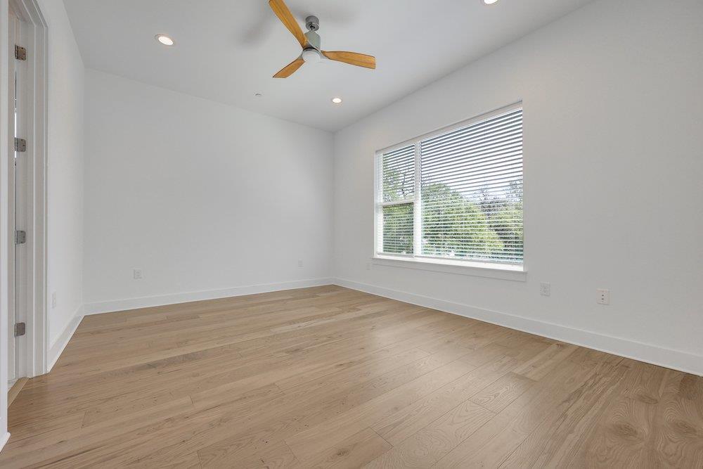 4011 Independent WAY