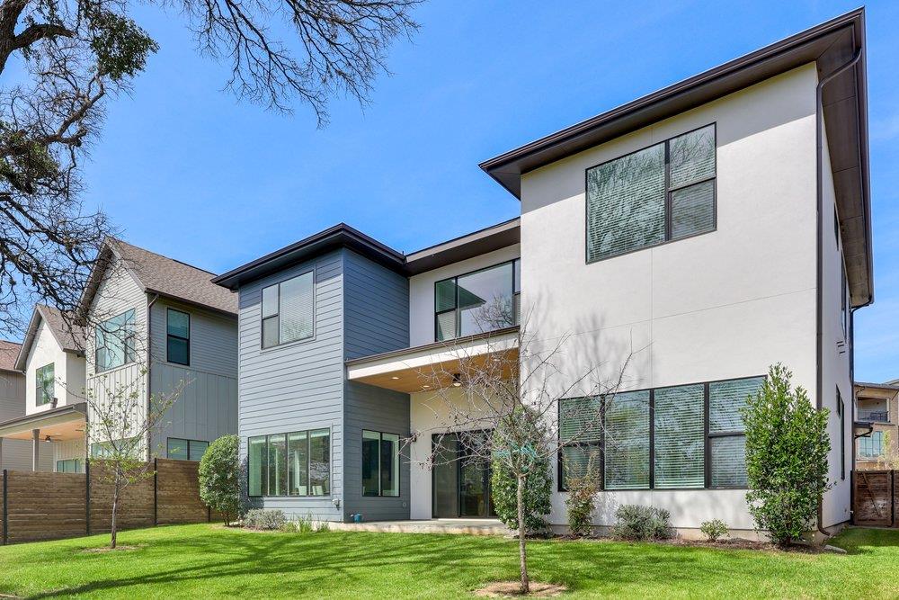 4011 Independent WAY