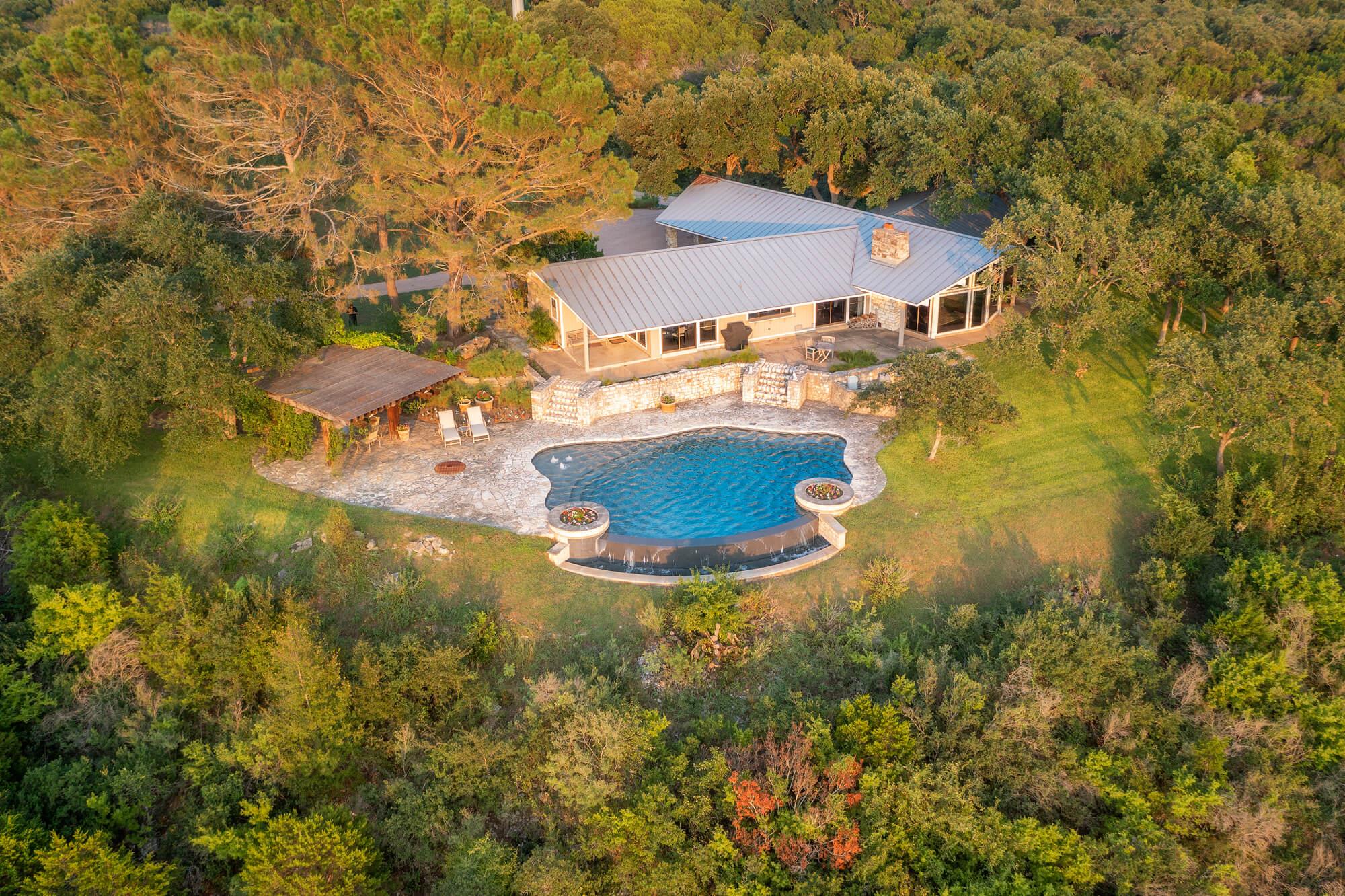 2200 CERCA VIEJO WAY