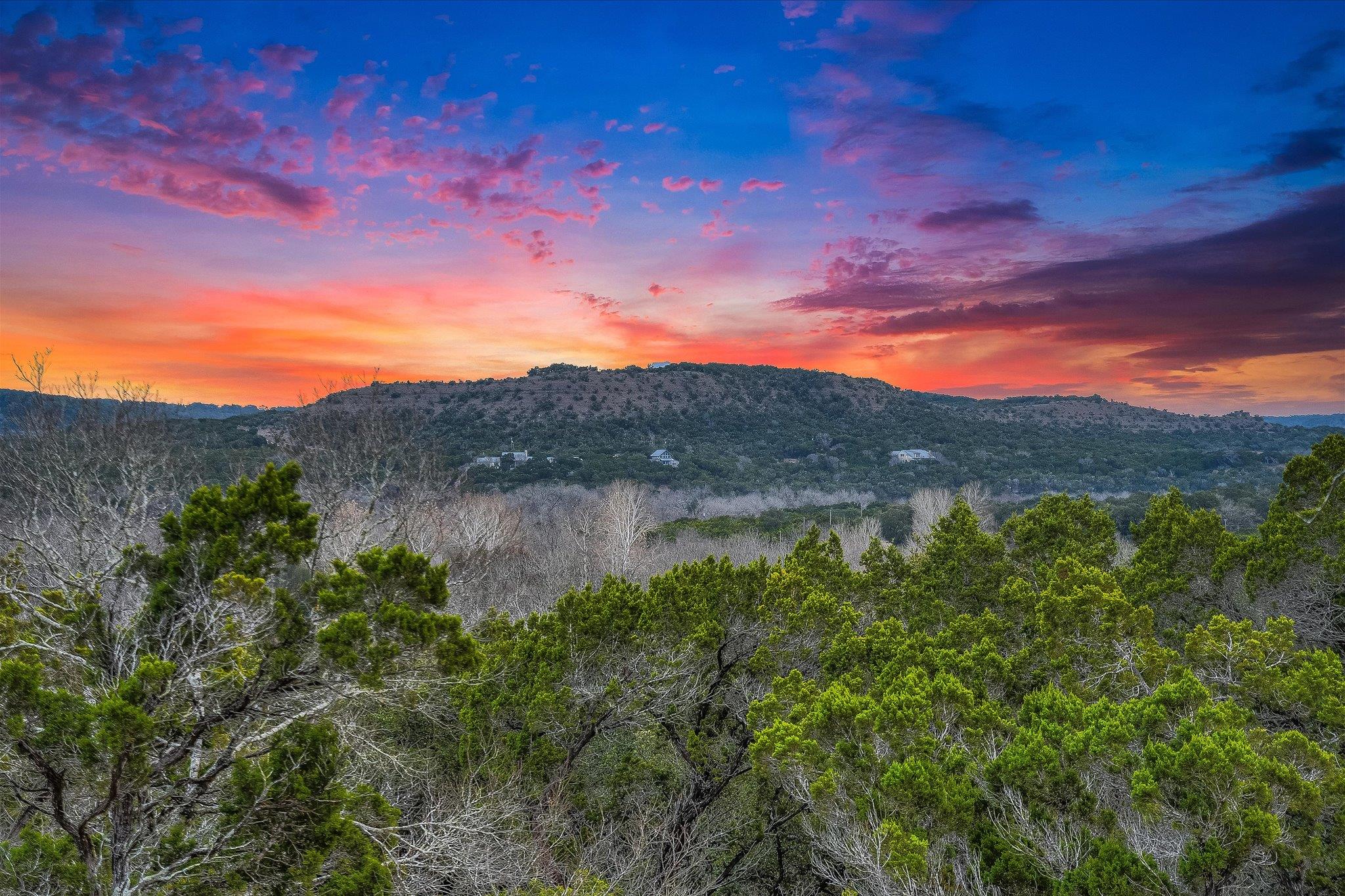 00 River RD, Wimberley