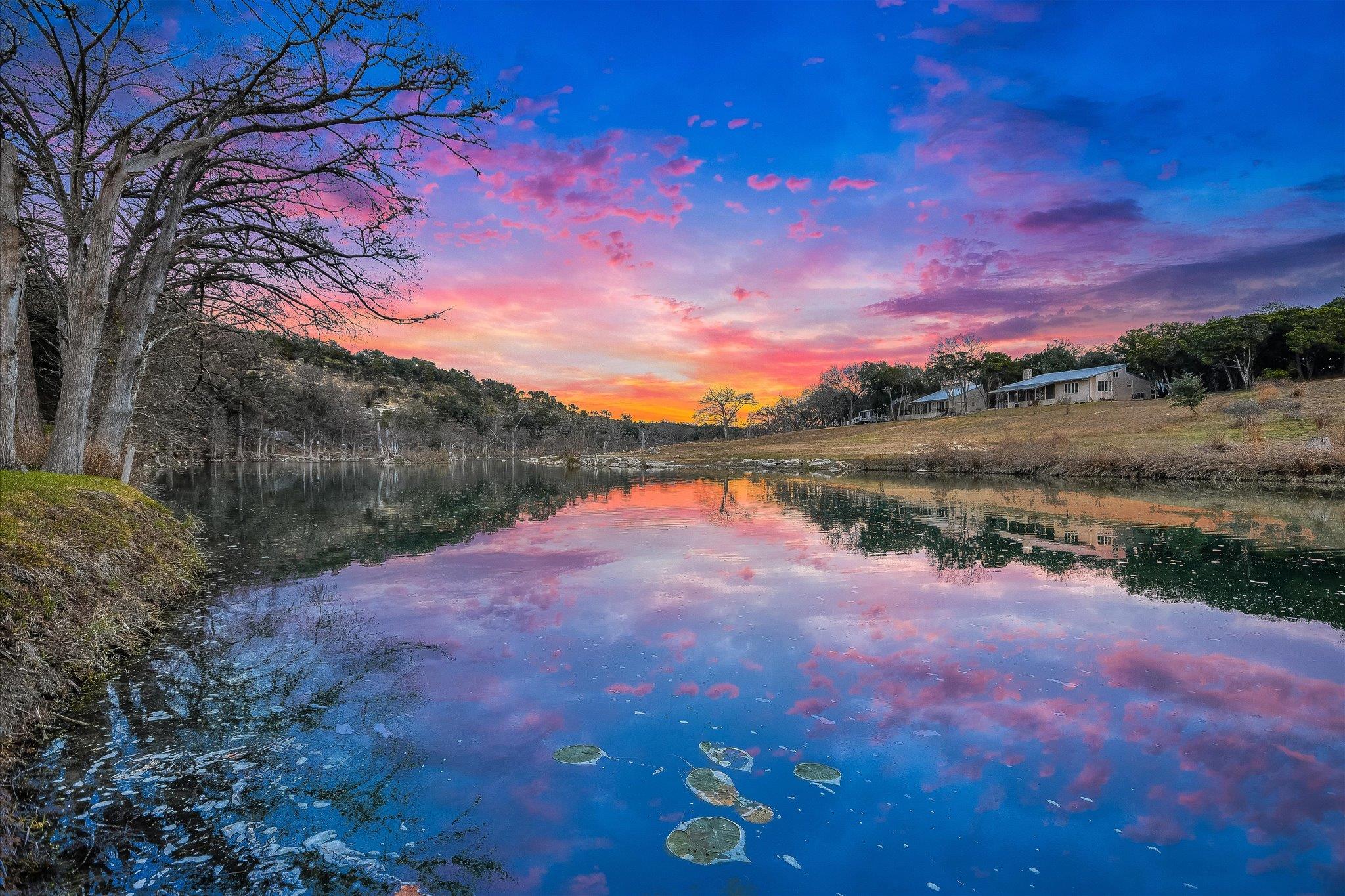 00 River RD, Wimberley