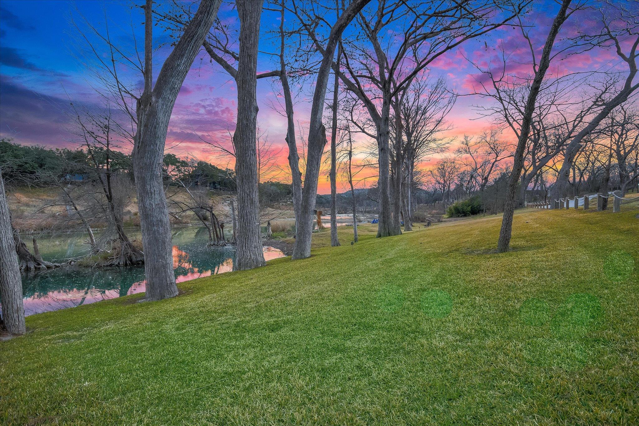 00 River RD, Wimberley