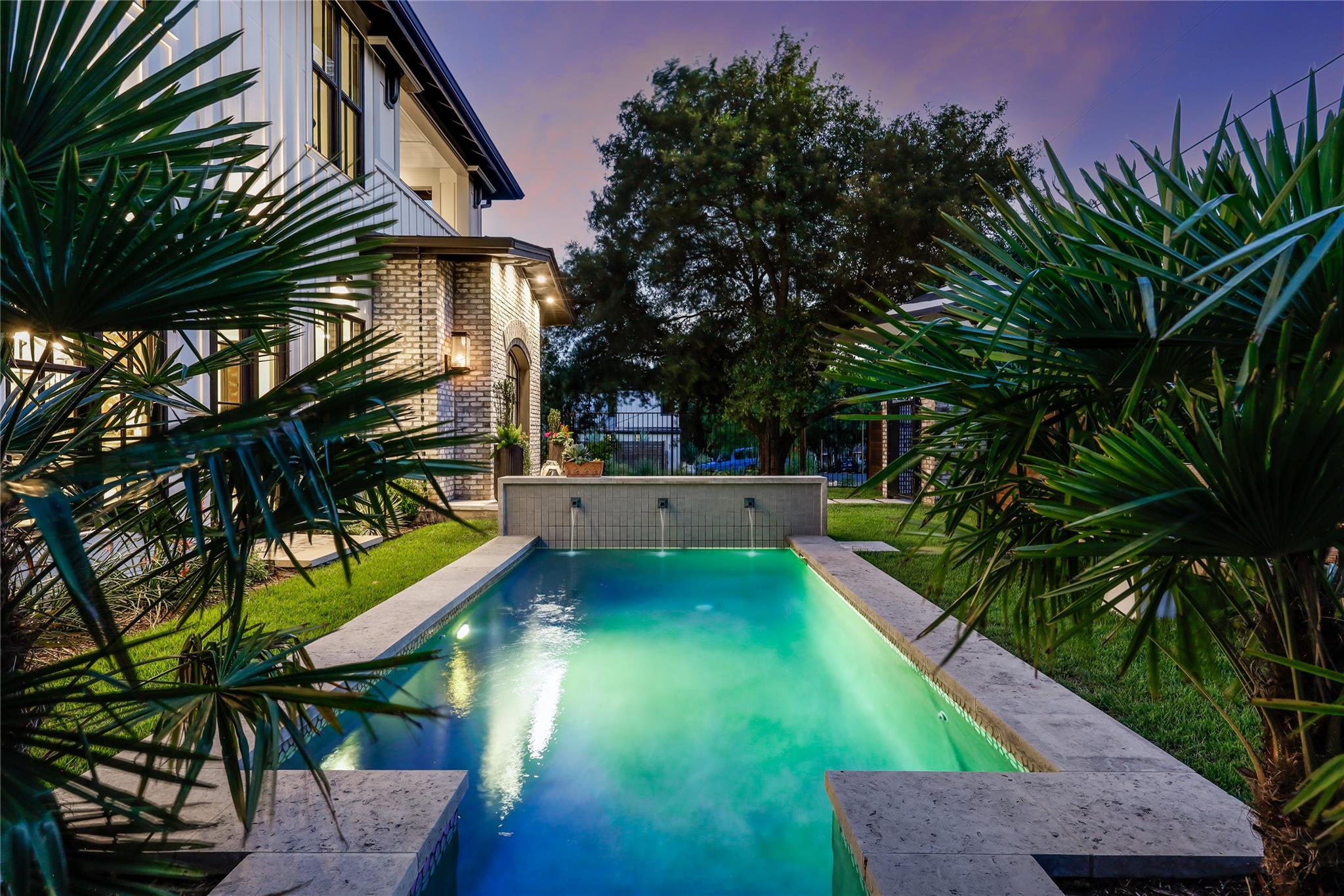 901 Wayside DR # 1, Austin Unit: 1