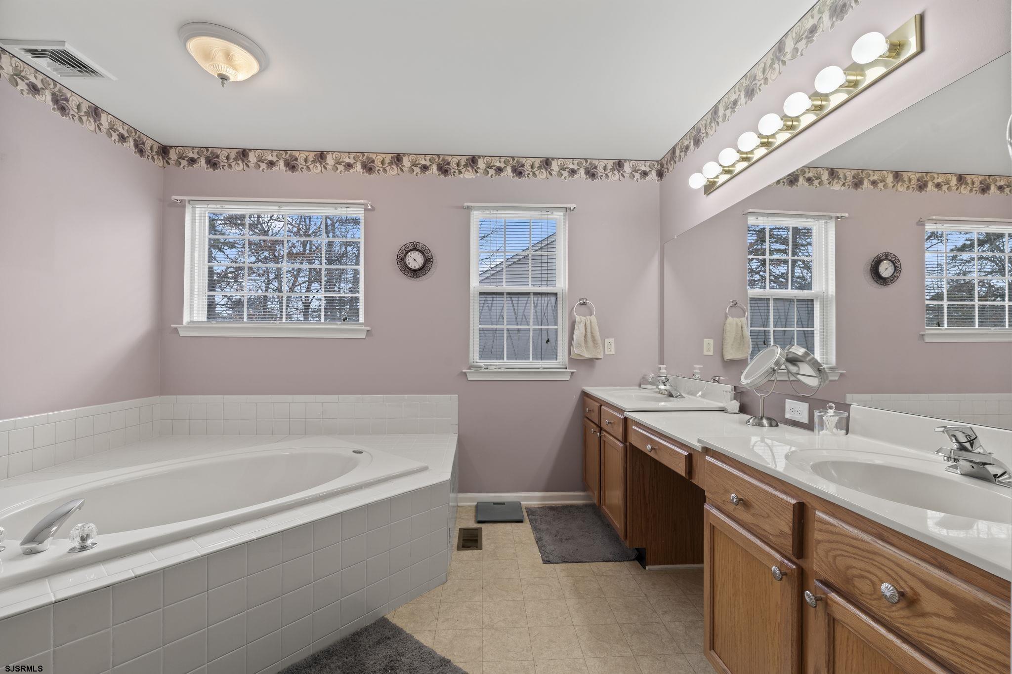 42 Cranberry Dr