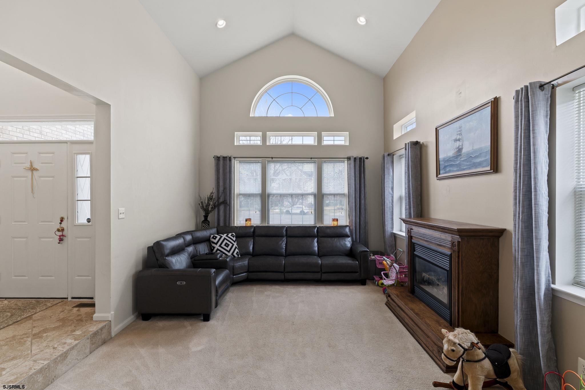 42 Cranberry Dr