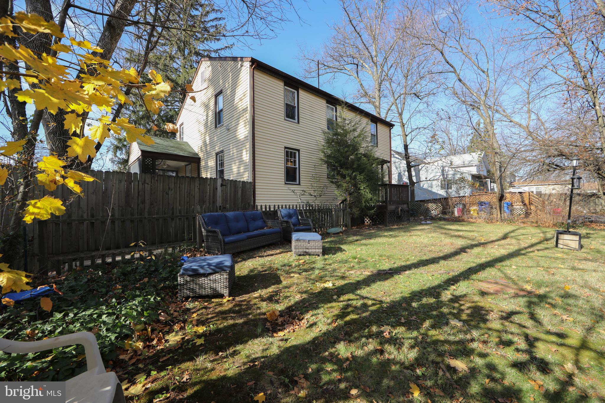 39 S Terrace Ave